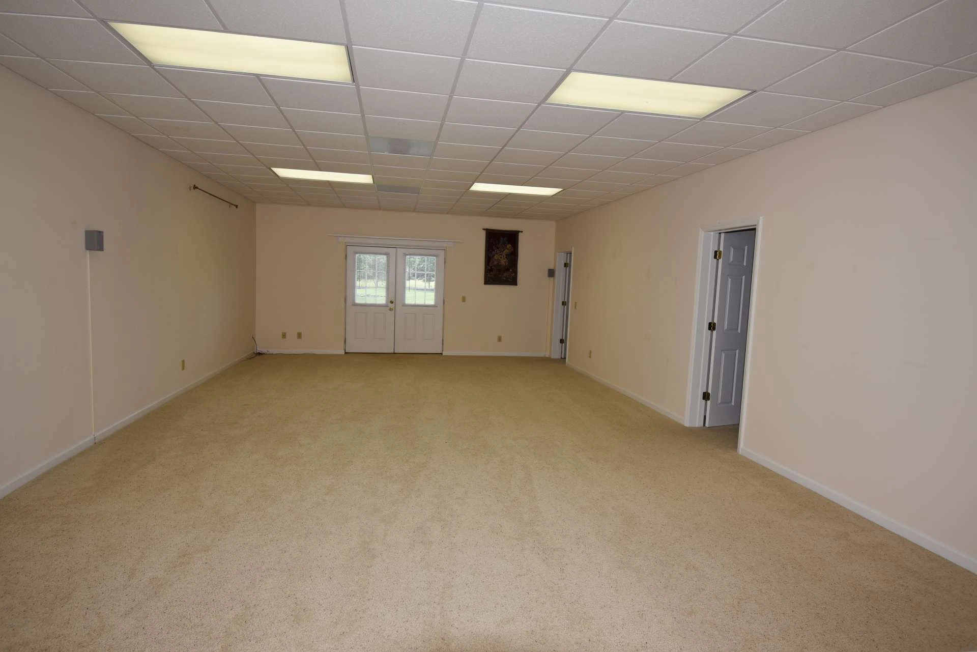 Image number 8 for the current listing