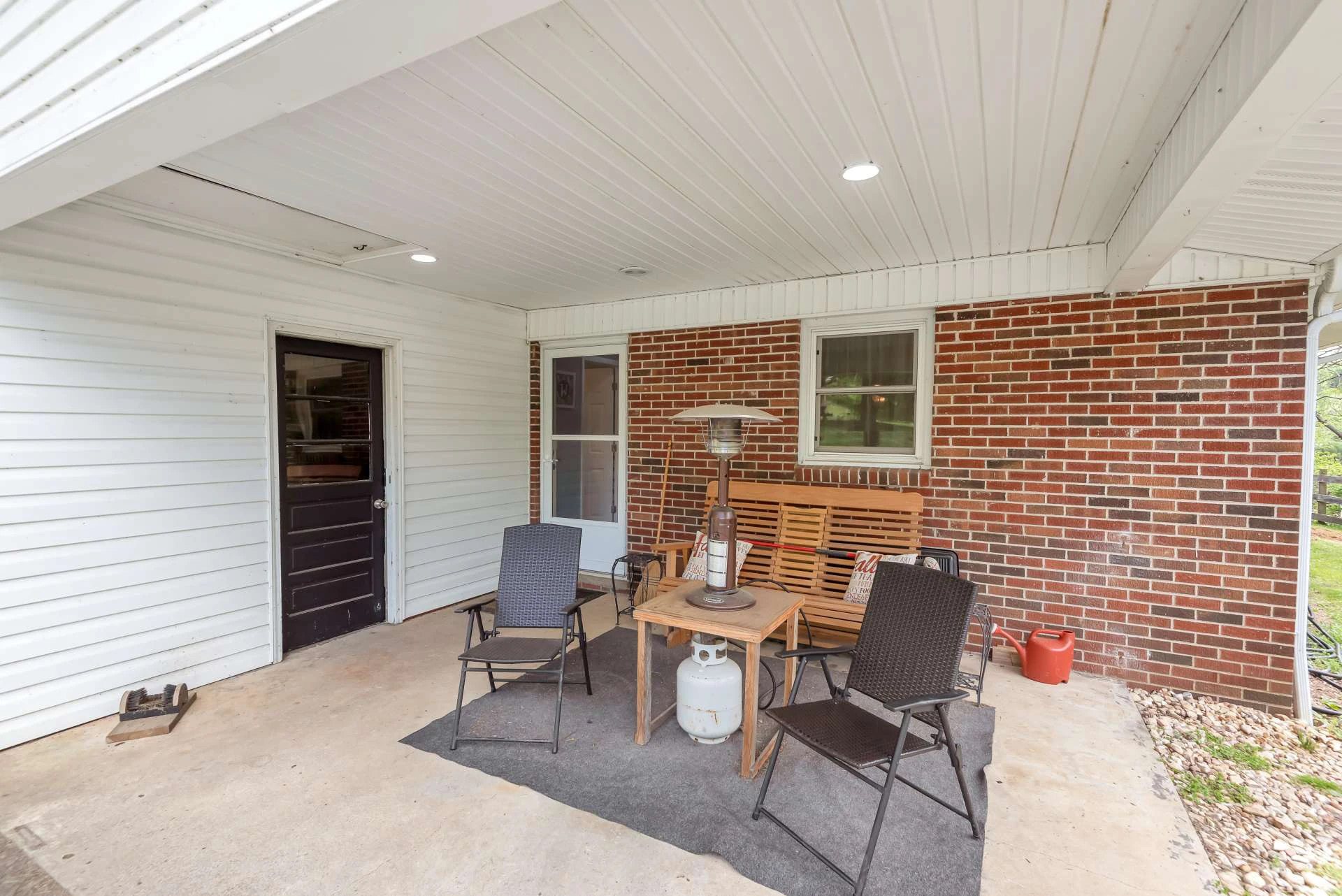 Image number 6 for the current listing