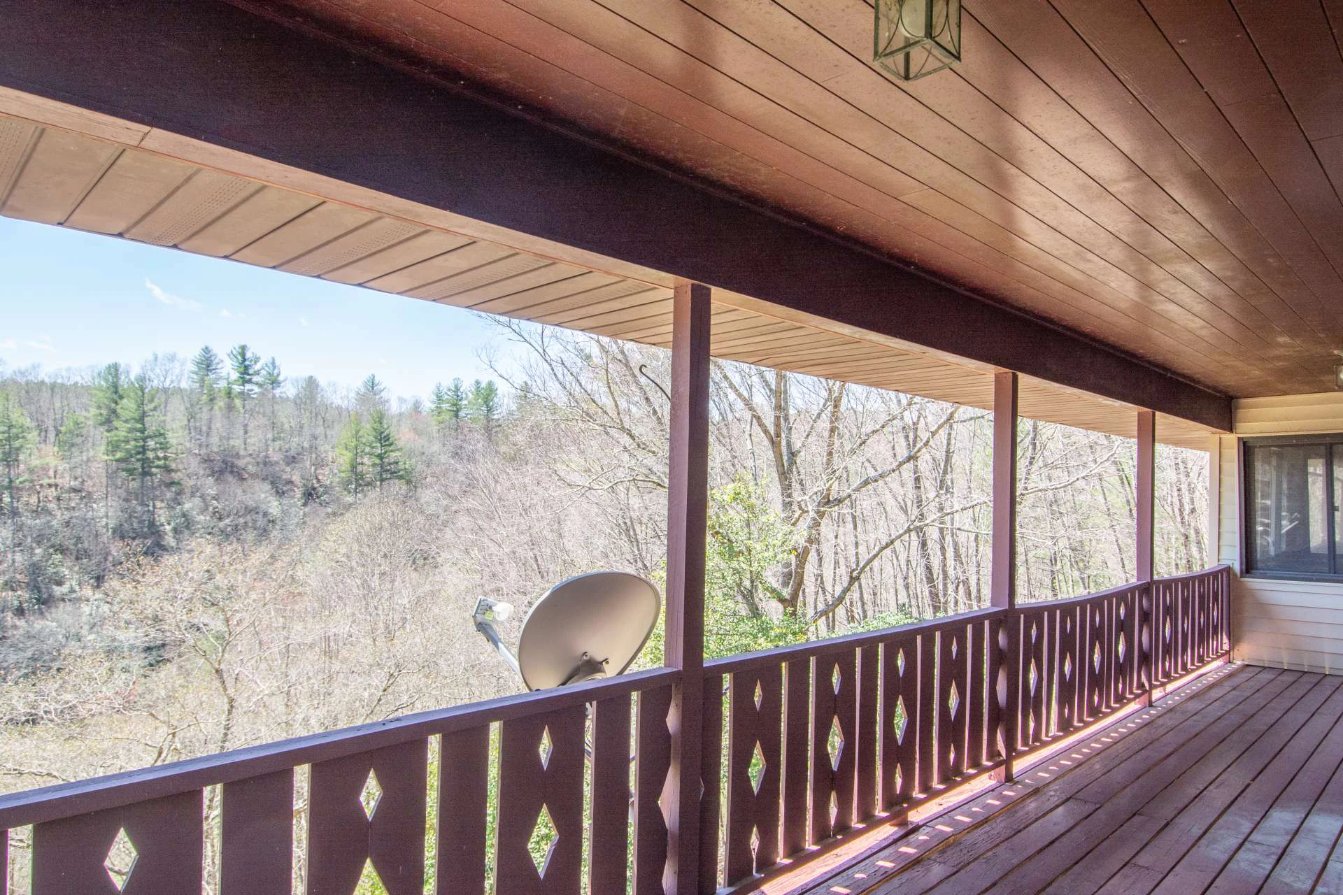 Image number 2 for the current listing