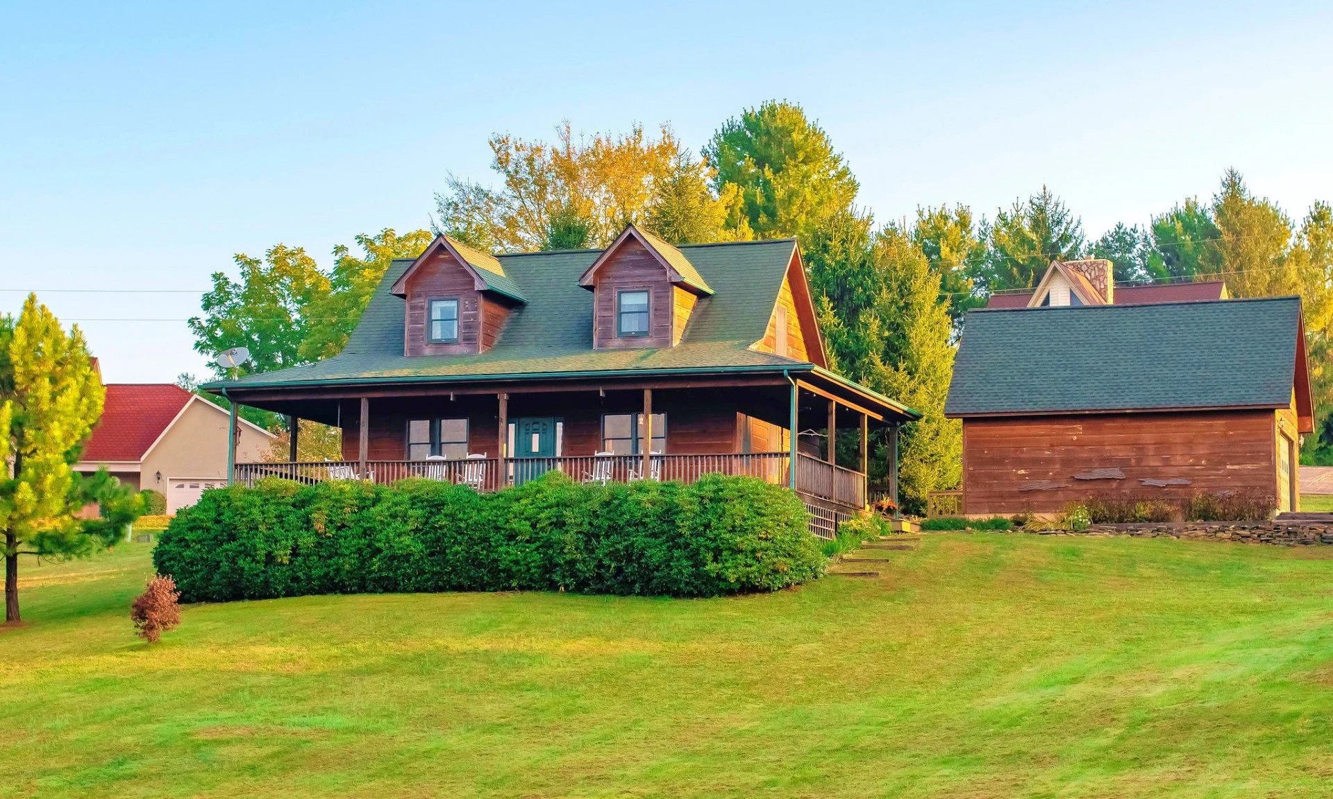 Image number 1 for the current listing