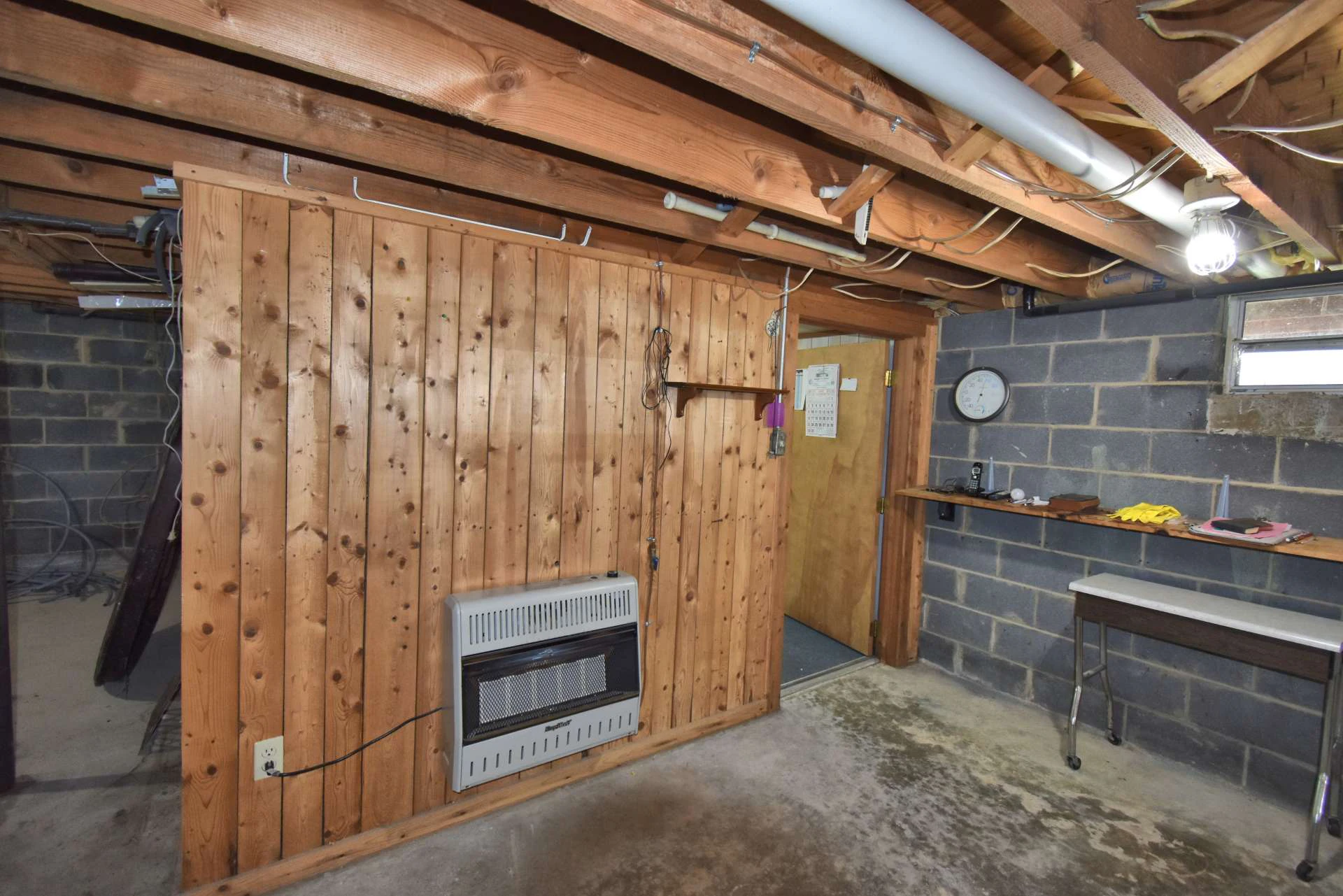 Image number 4 for the current listing