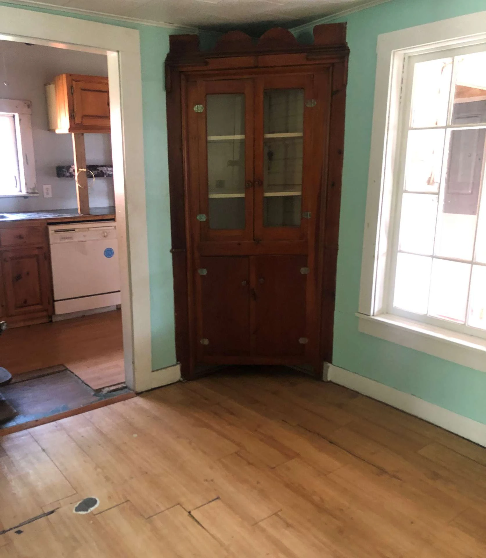 Image number 11 for the current listing