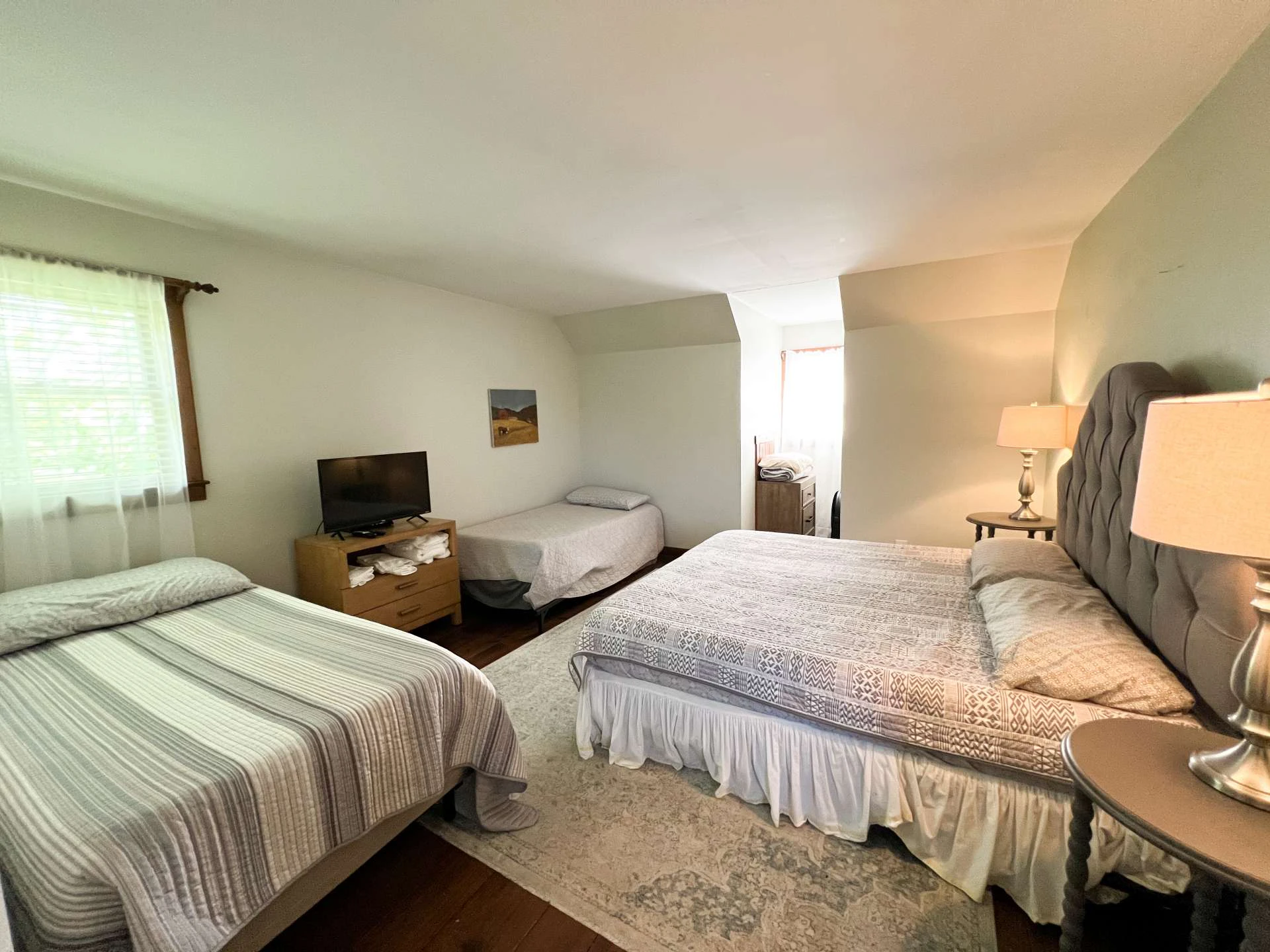 Image number 6 for the current listing