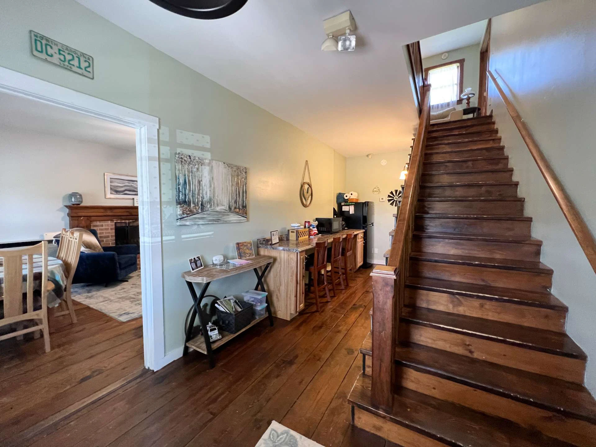 Image number 12 for the current listing