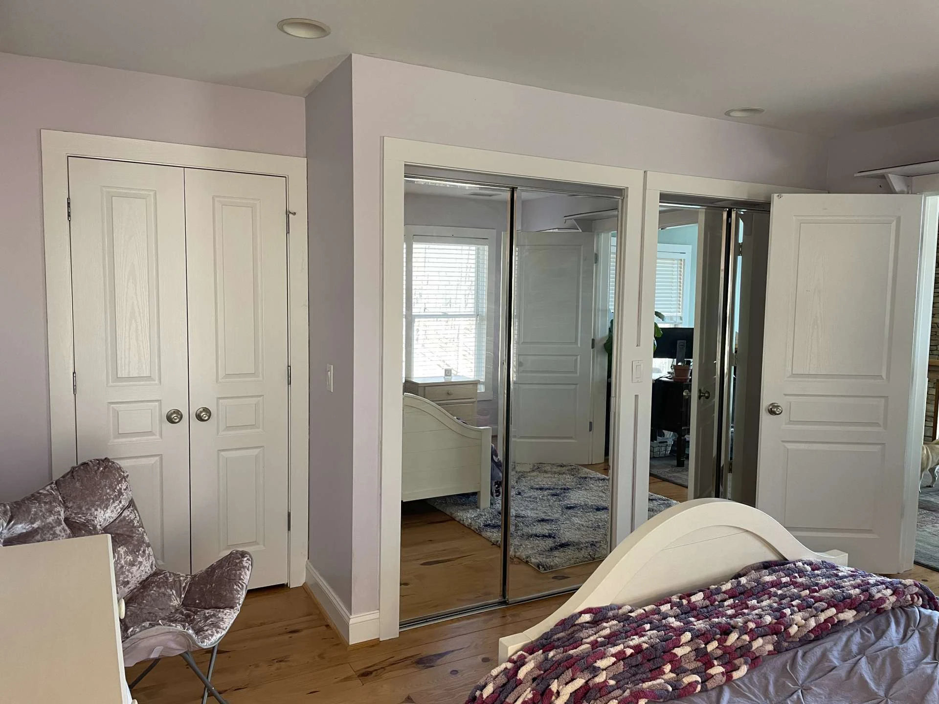 Image number 5 for the current listing