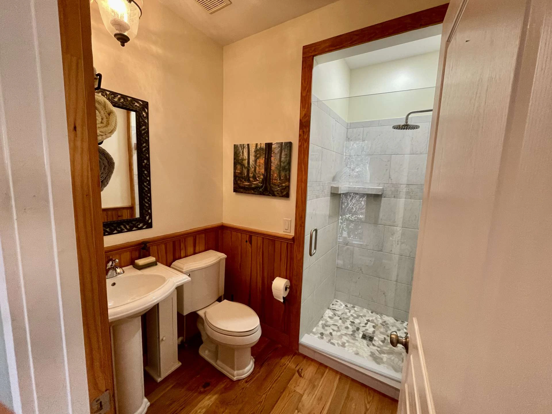 Image number 4 for the current listing