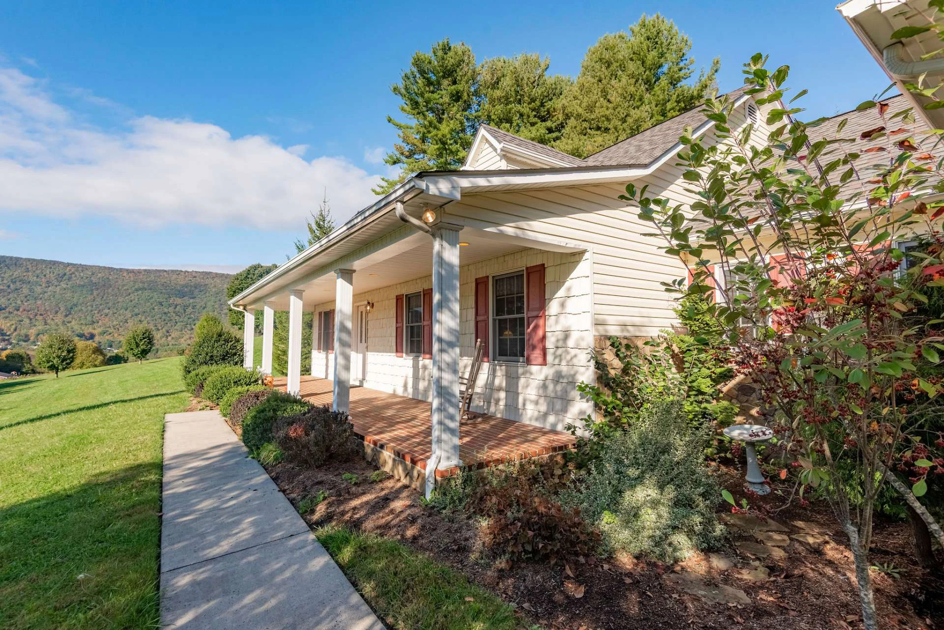 Image number 6 for the current listing