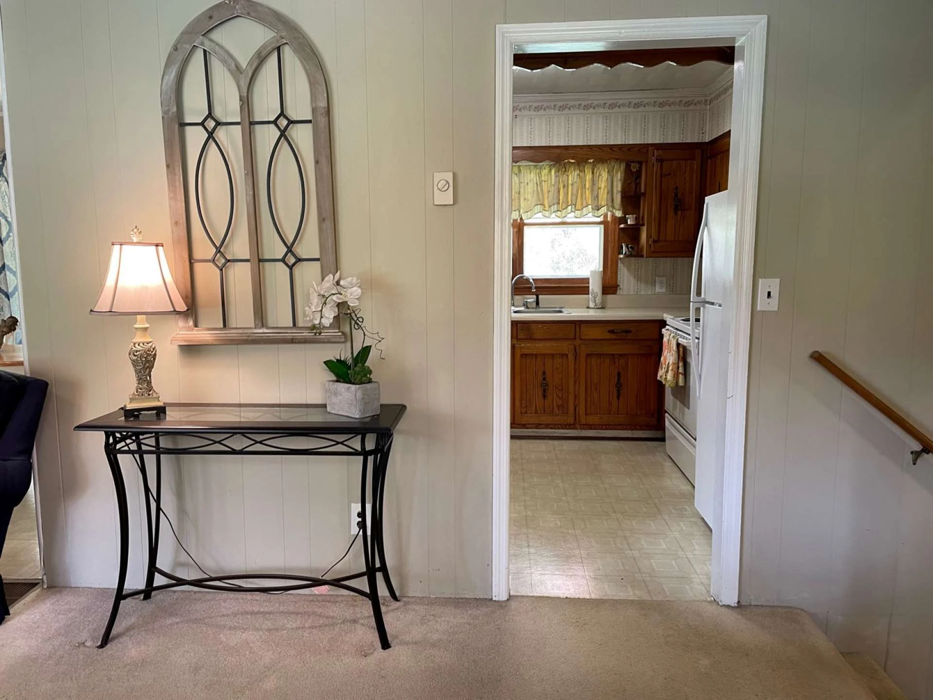 Image number 9 for the current listing