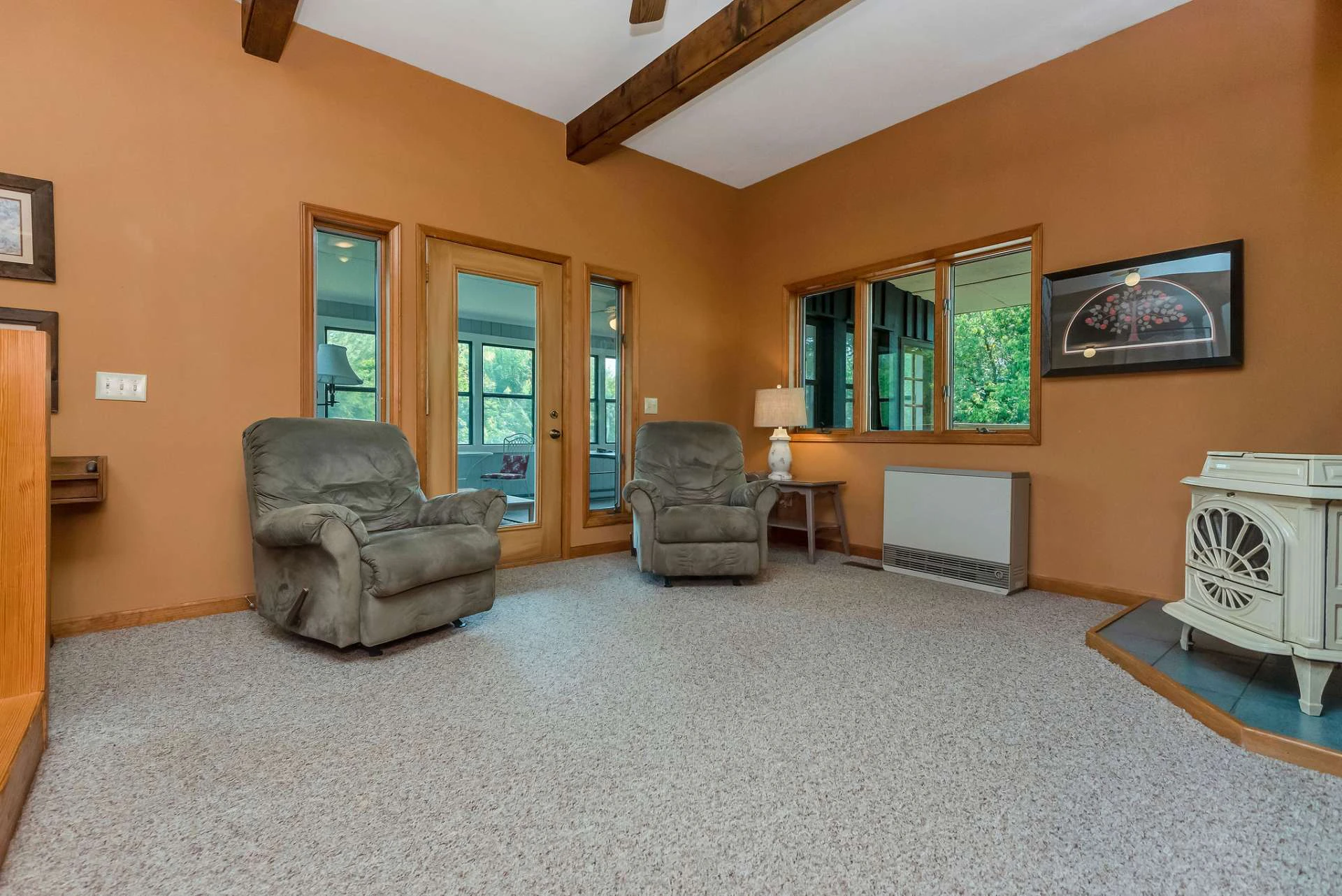 Image number 5 for the current listing