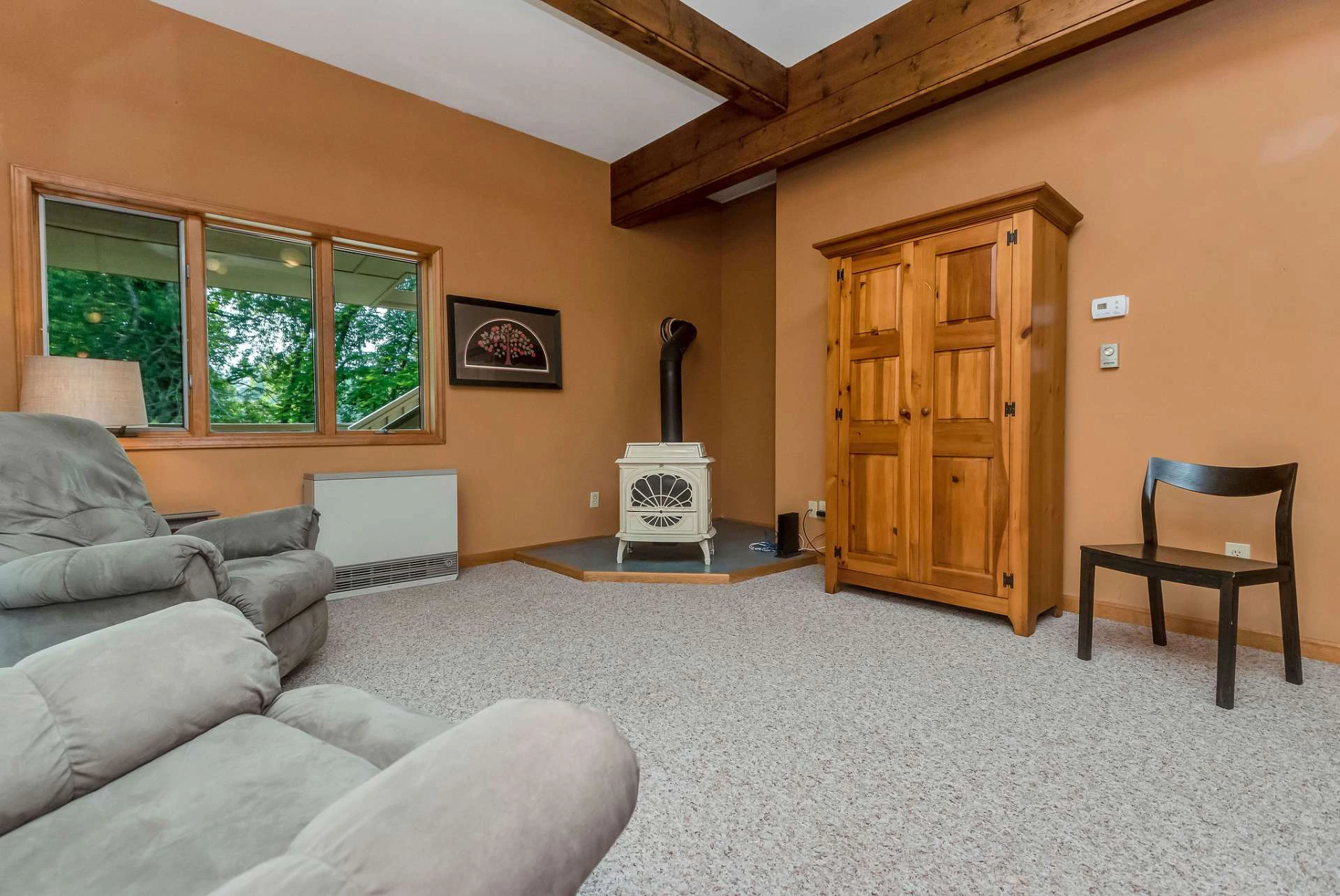 Image number 9 for the current listing