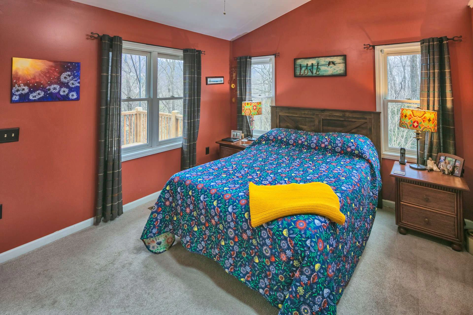 Image number 12 for the current listing