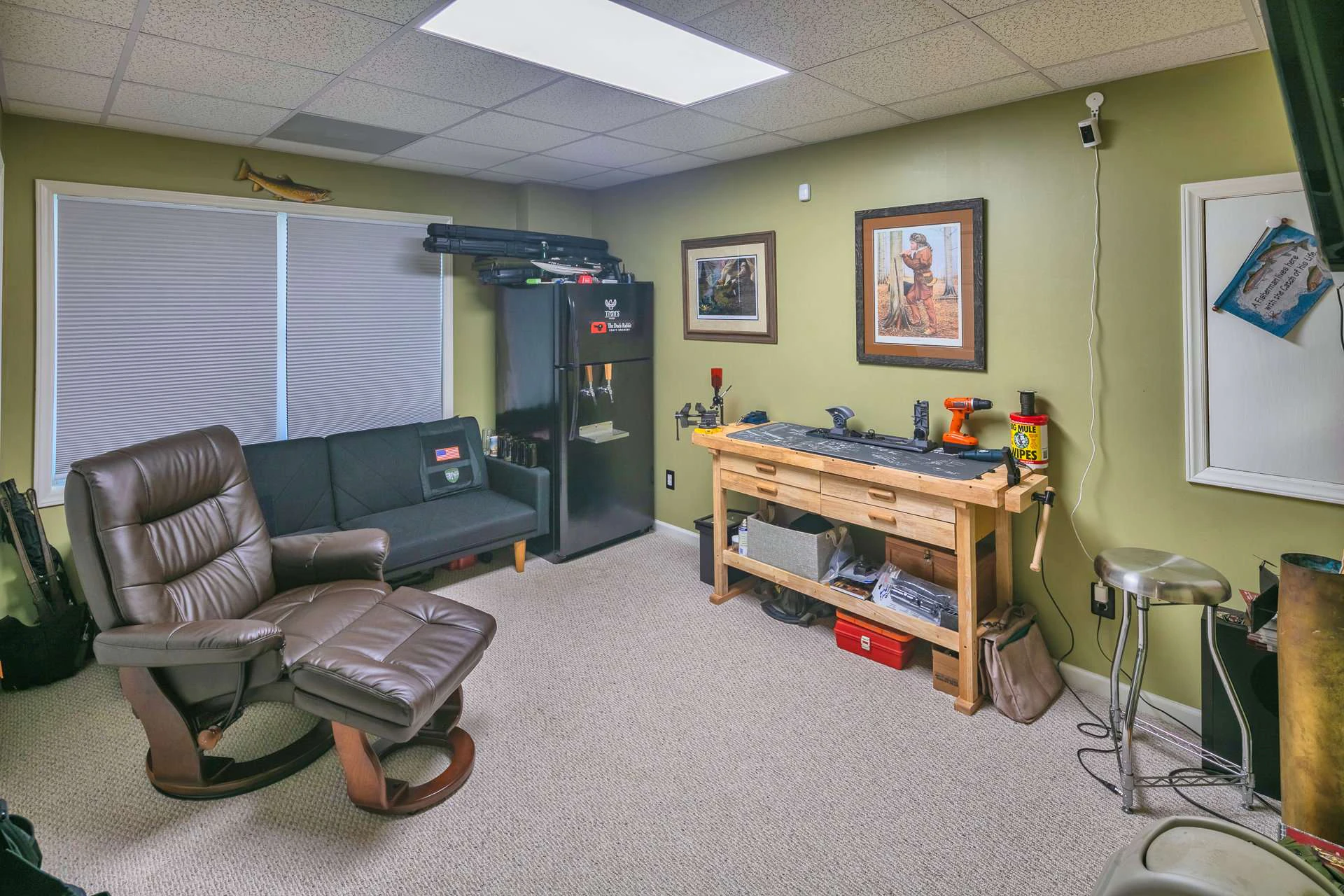Image number 3 for the current listing