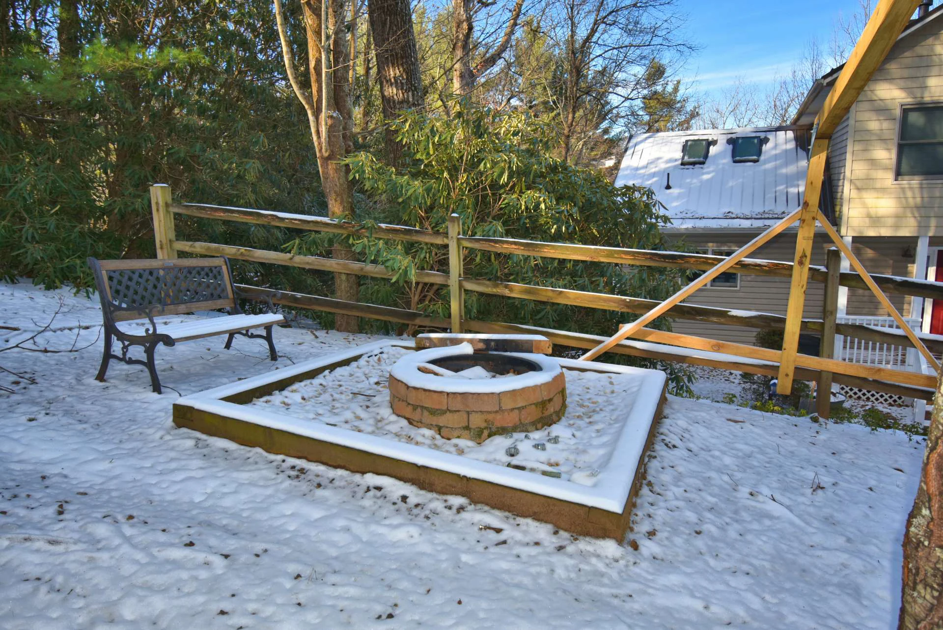 Image number 18 for the current listing