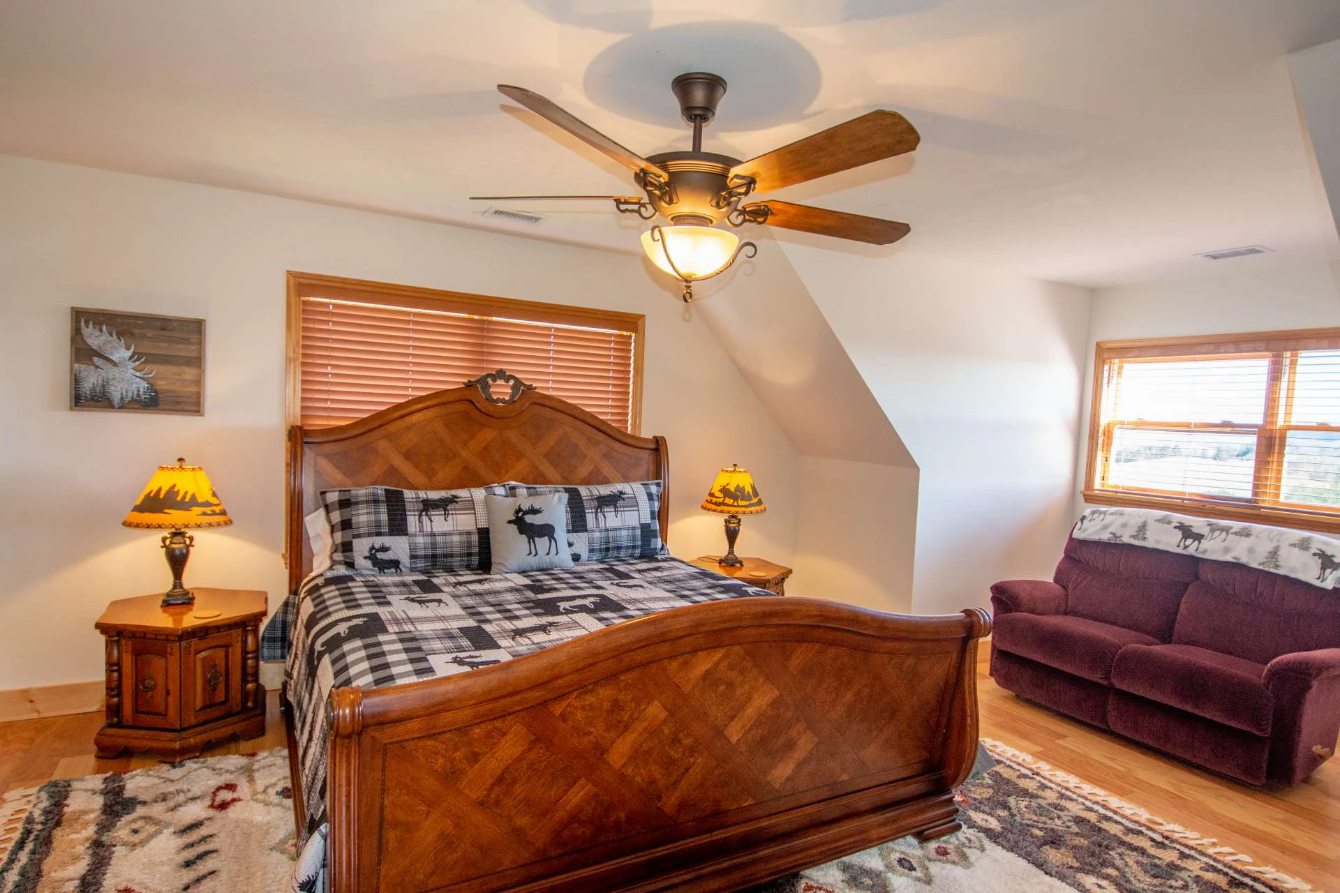 Image number 7 for the current listing
