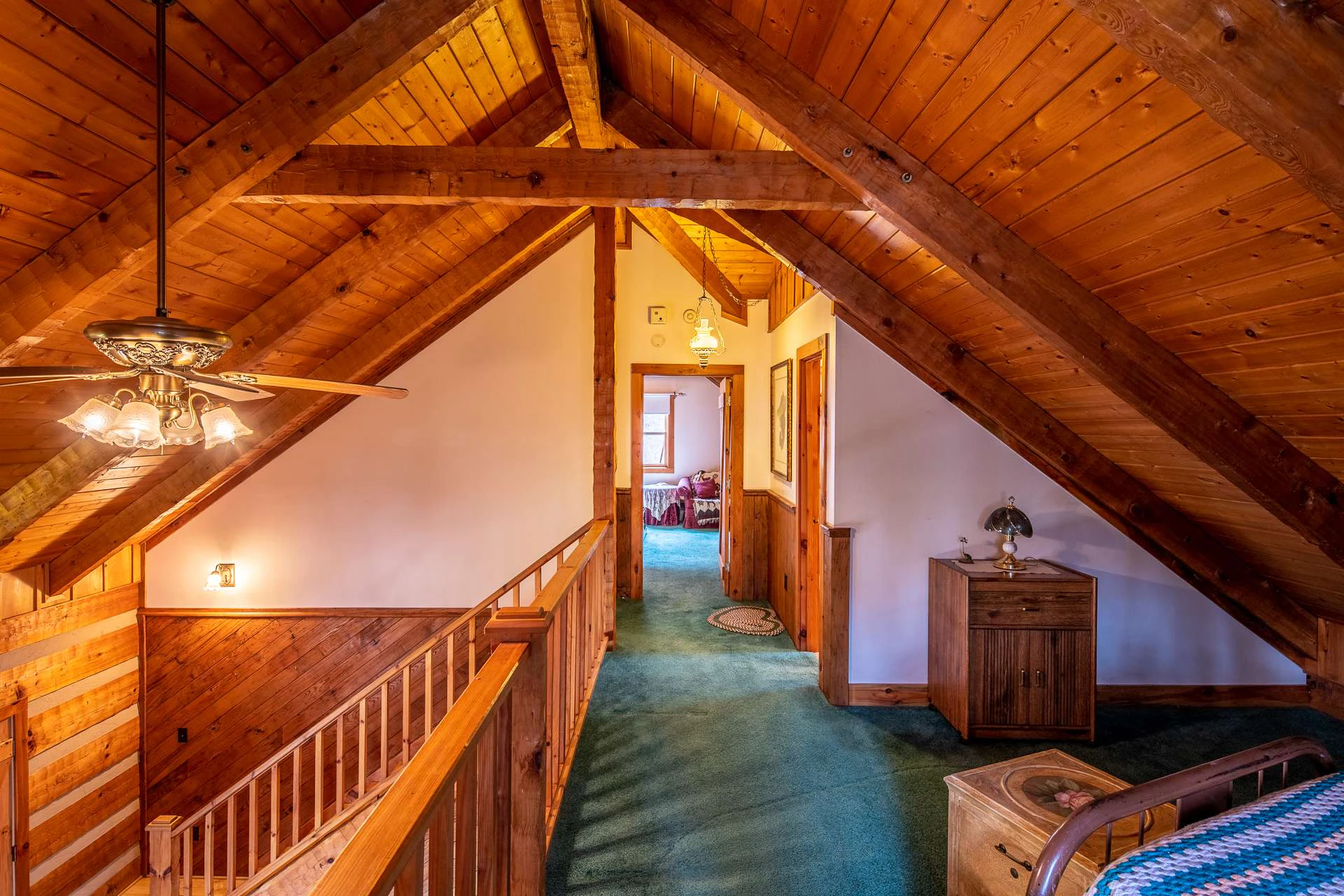 Image number 3 for the current listing
