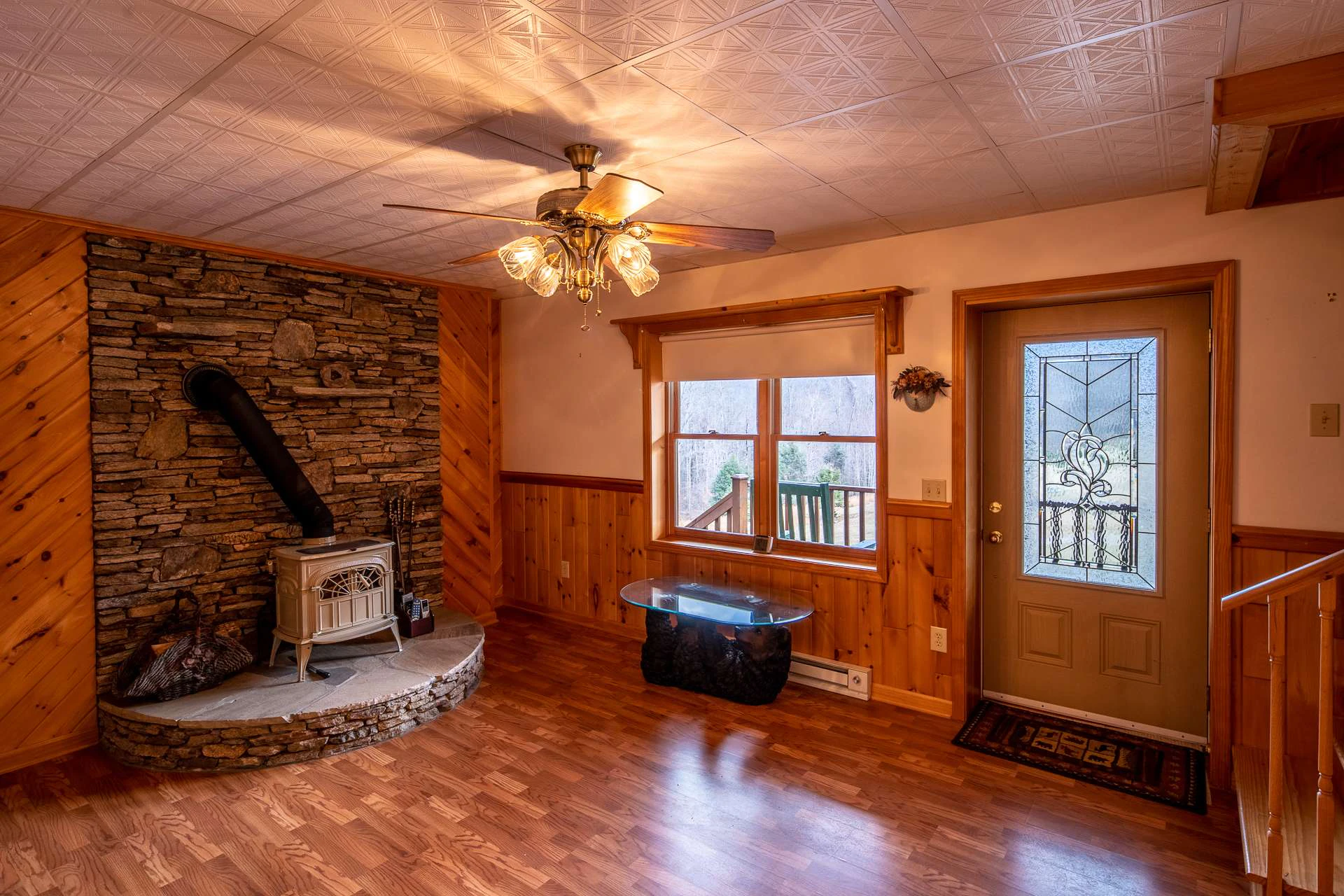 Image number 10 for the current listing