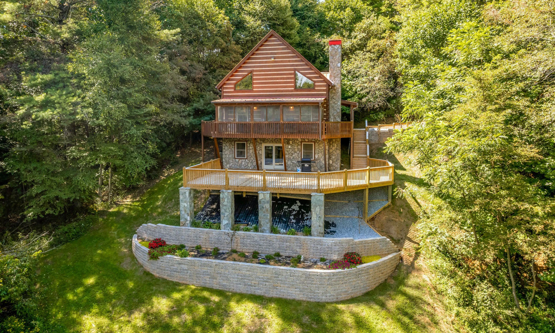Image number 1 for the current listing