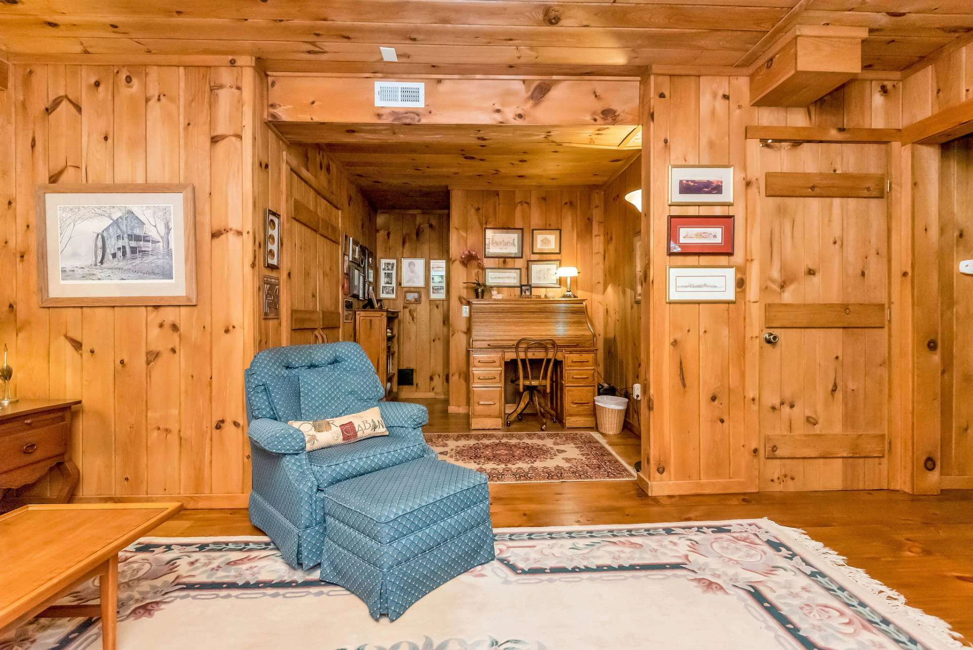 Image number 8 for the current listing