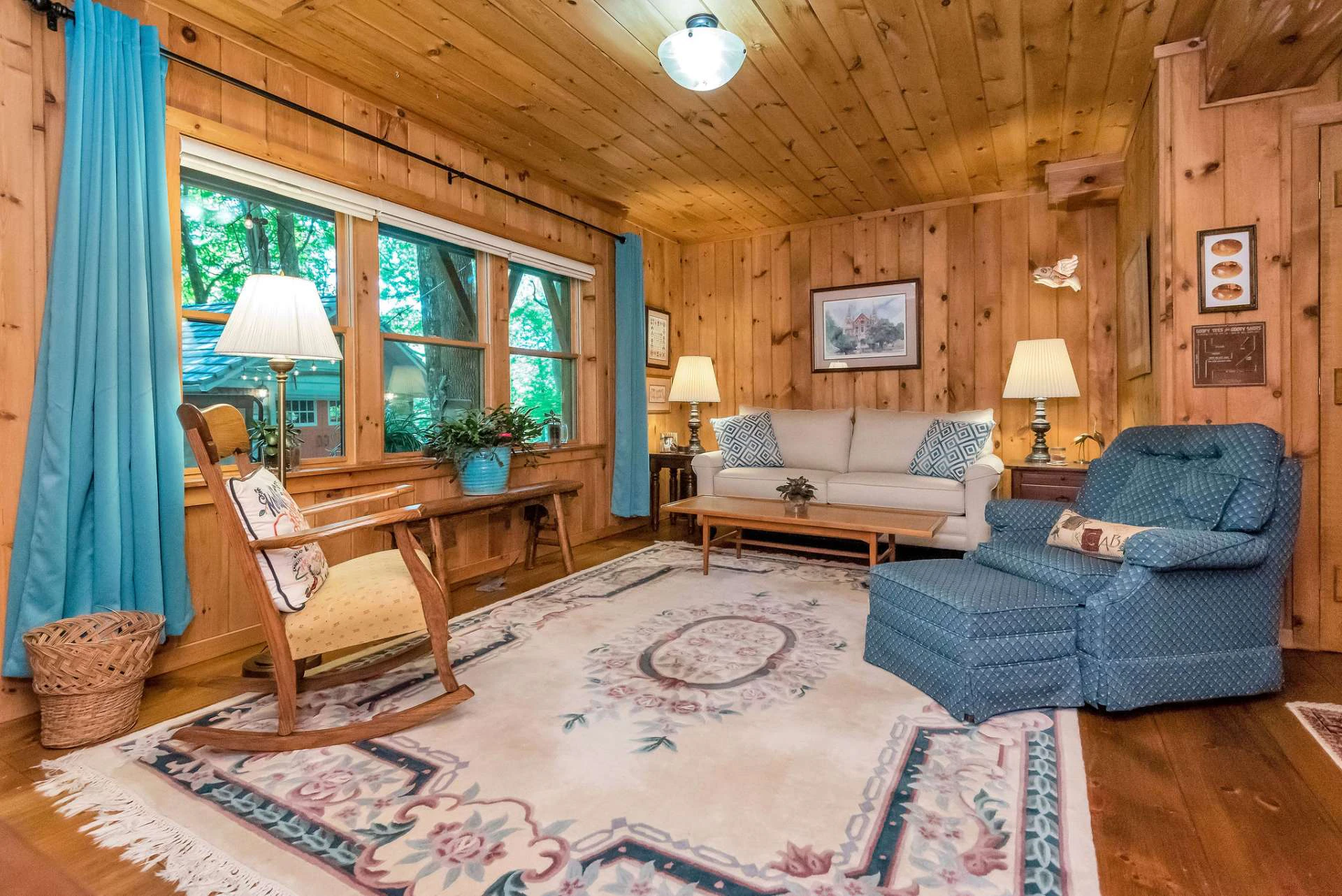 Image number 6 for the current listing