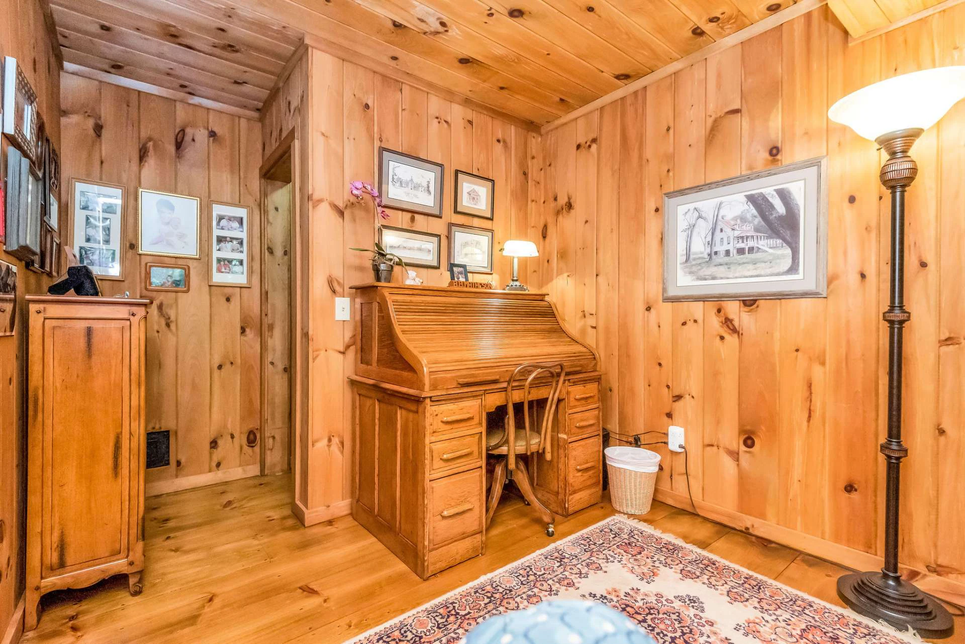 Image number 9 for the current listing