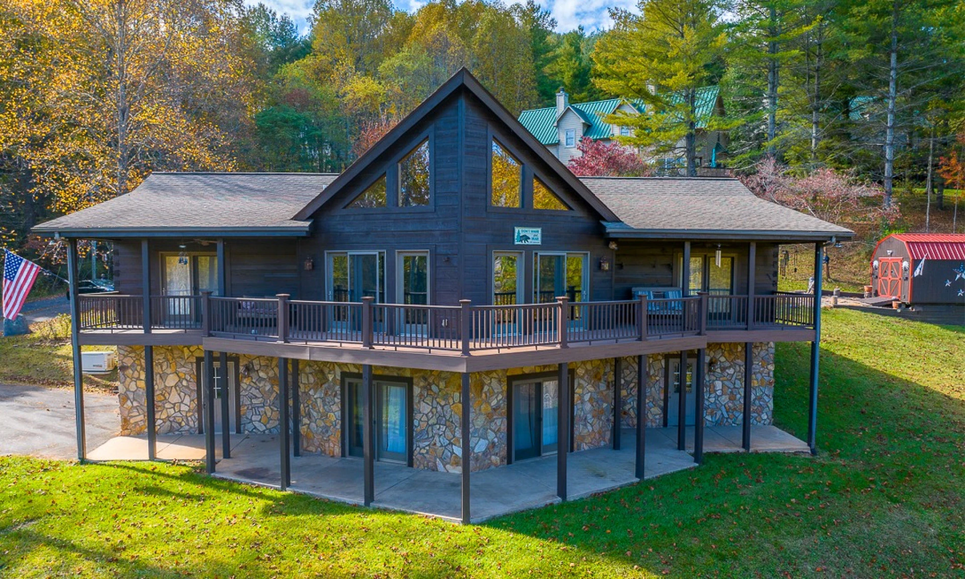 Image number 1 for the current listing
