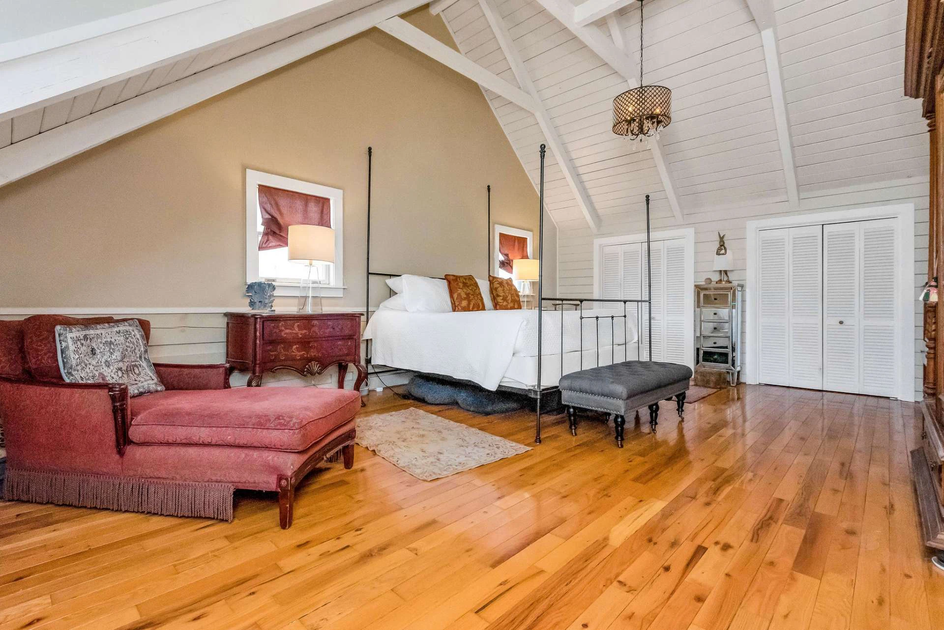 Image number 6 for the current listing