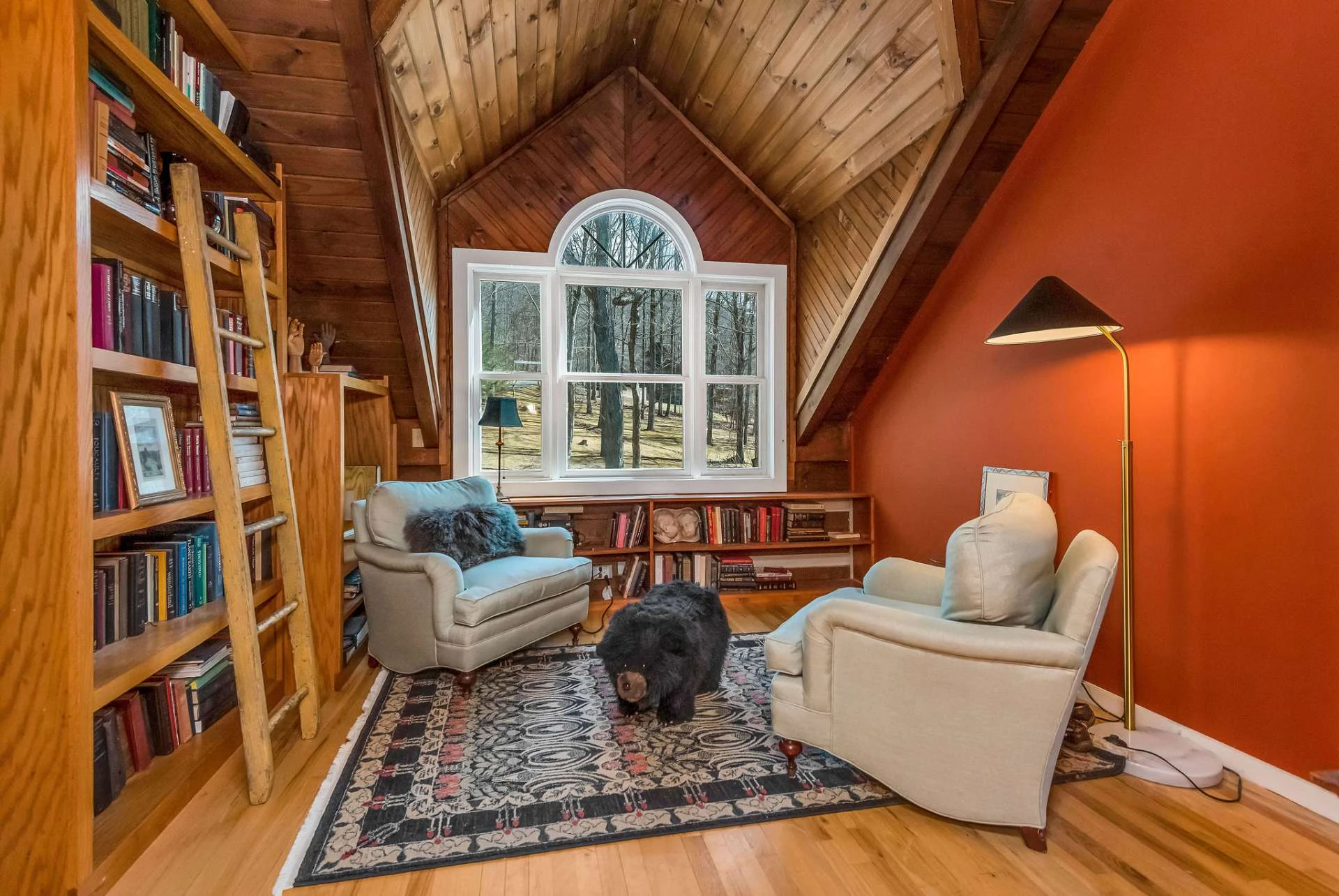 Image number 2 for the current listing