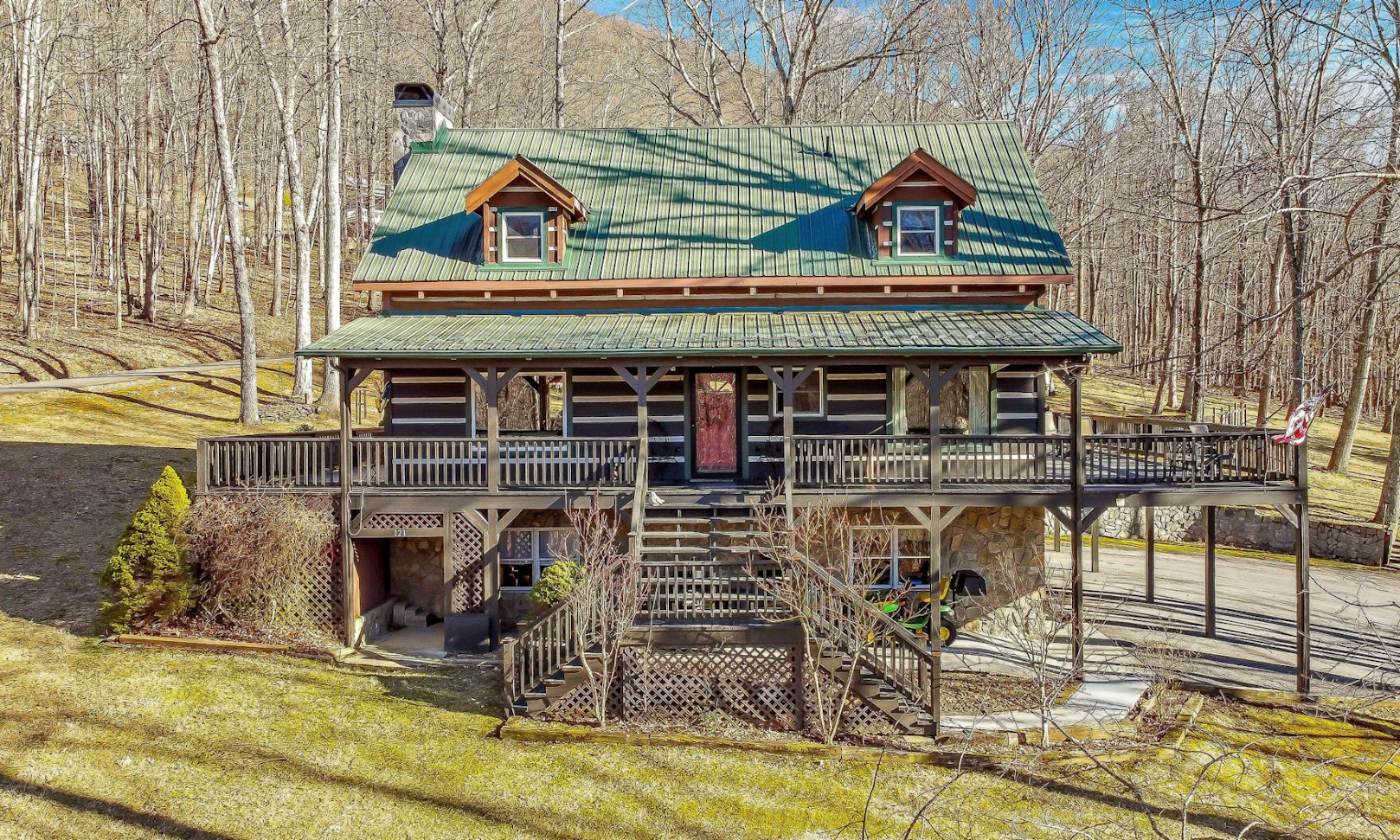 Image number 1 for the current listing