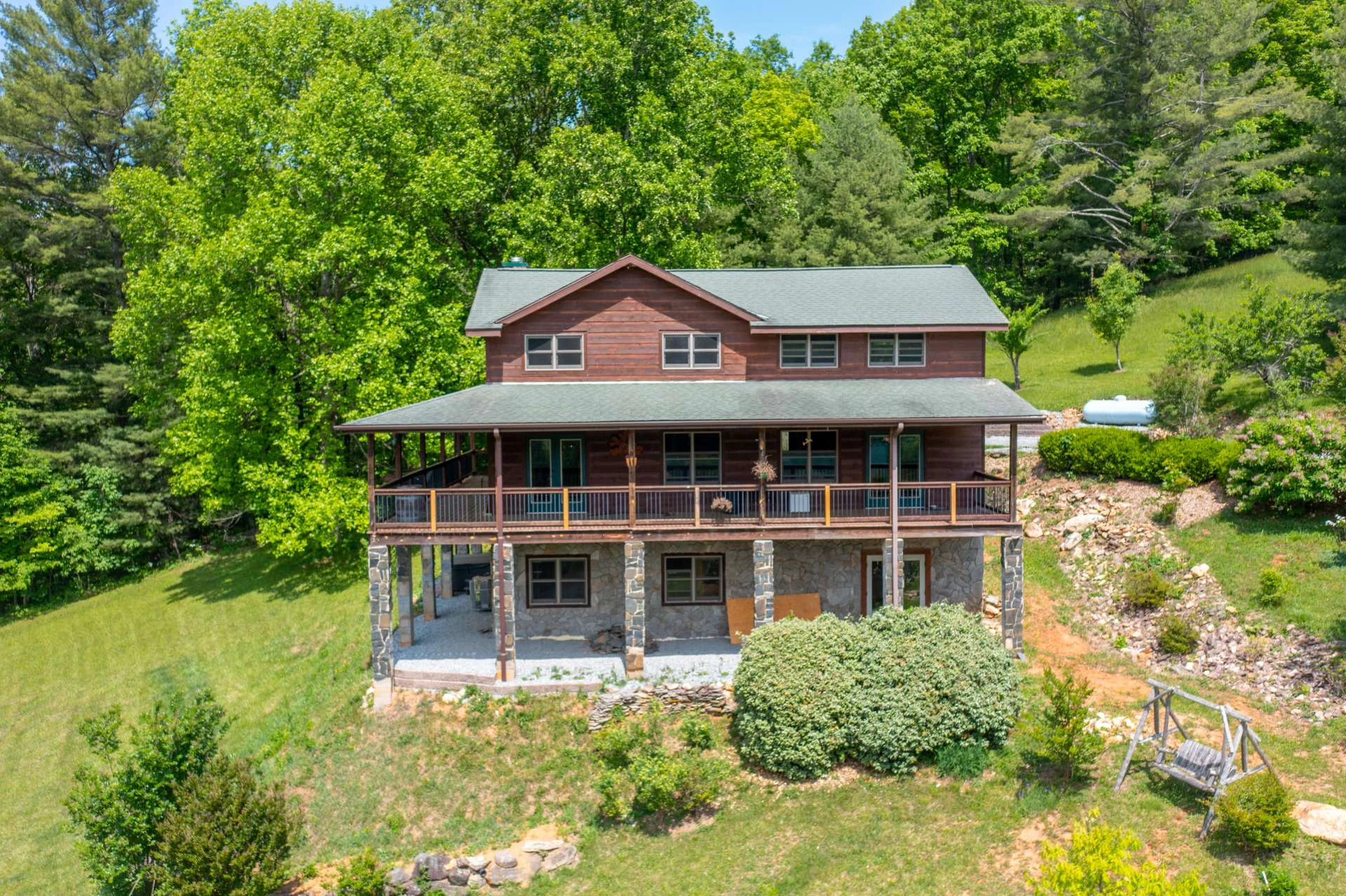 Image number 18 for the current listing