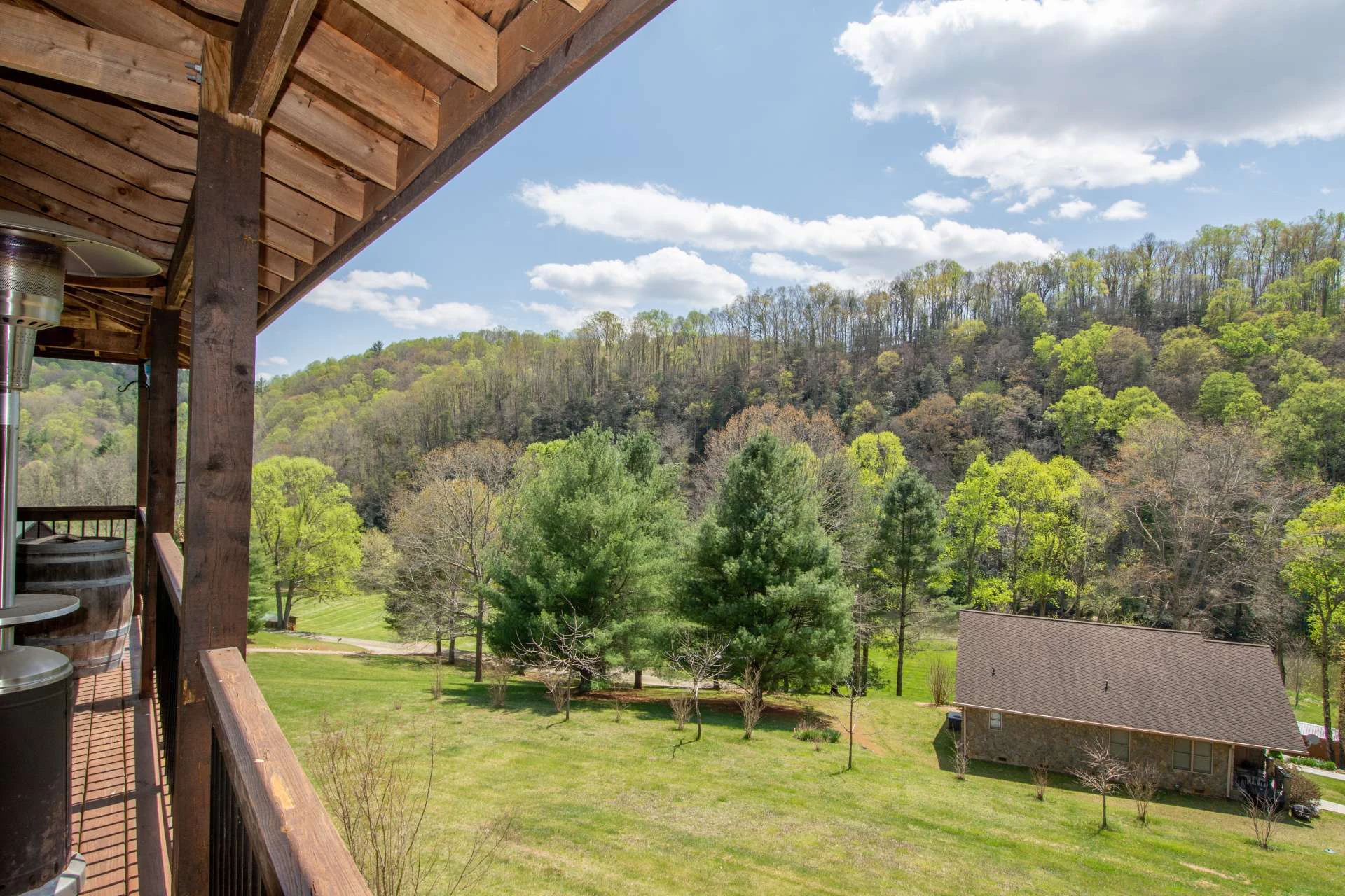 Image number 2 for the current listing