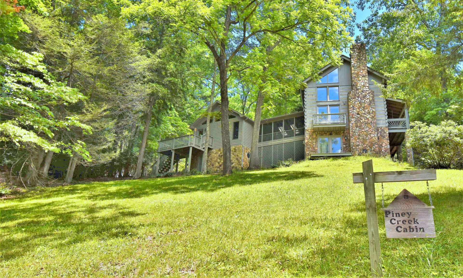 Image number 1 for the current listing