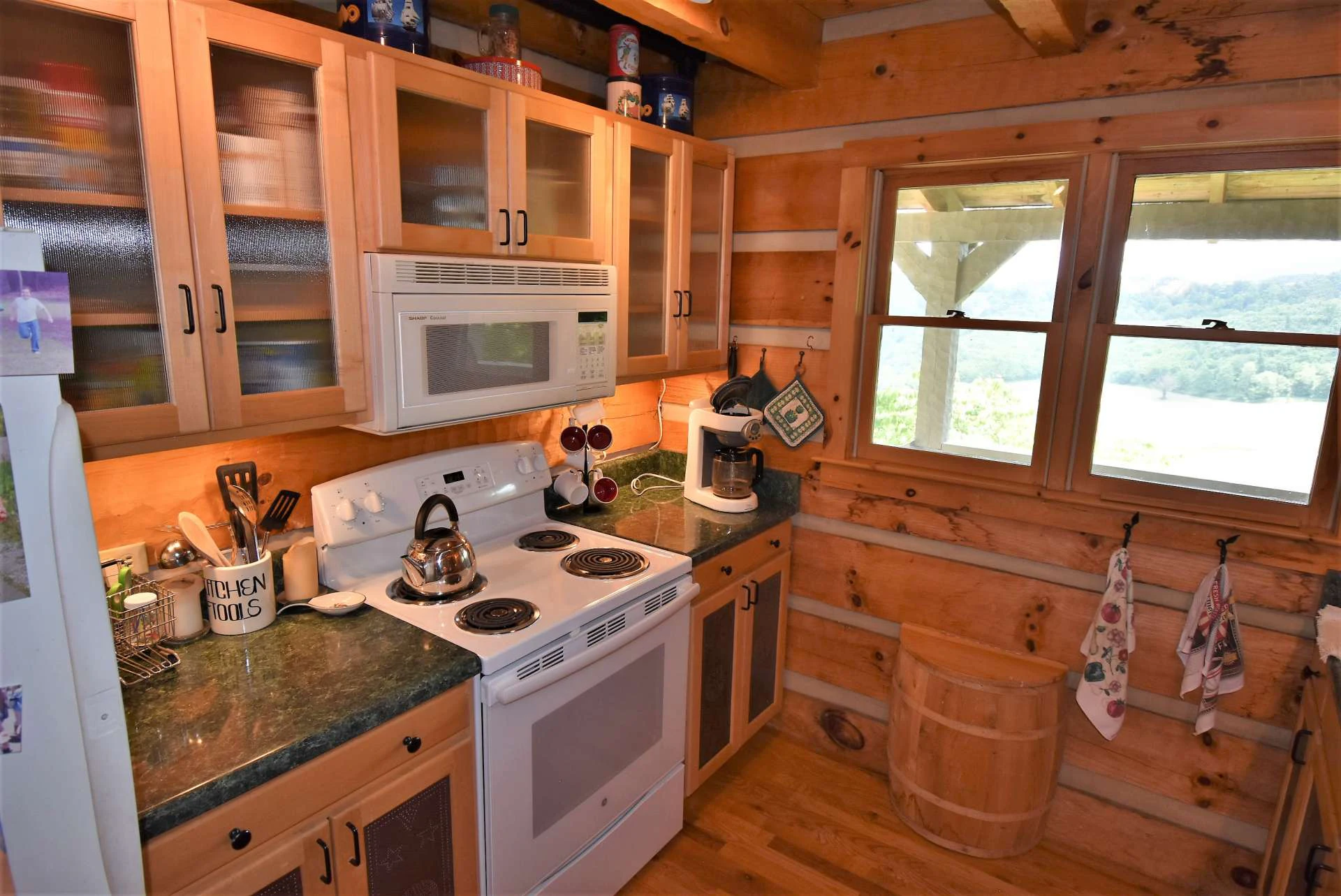 Image number 20 for the current listing