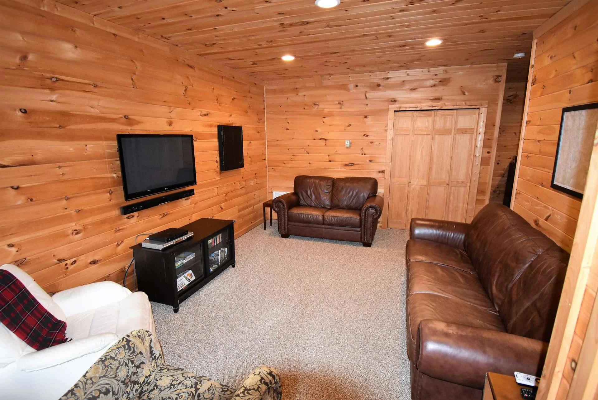 Image number 7 for the current listing