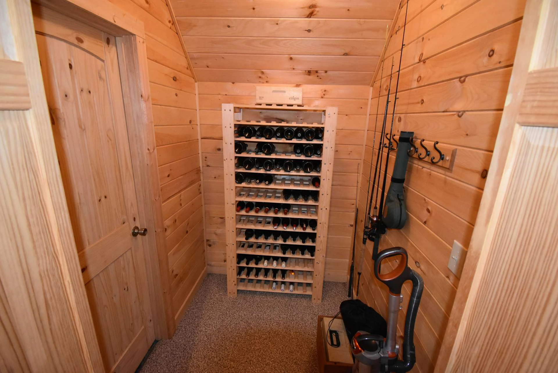 Image number 2 for the current listing