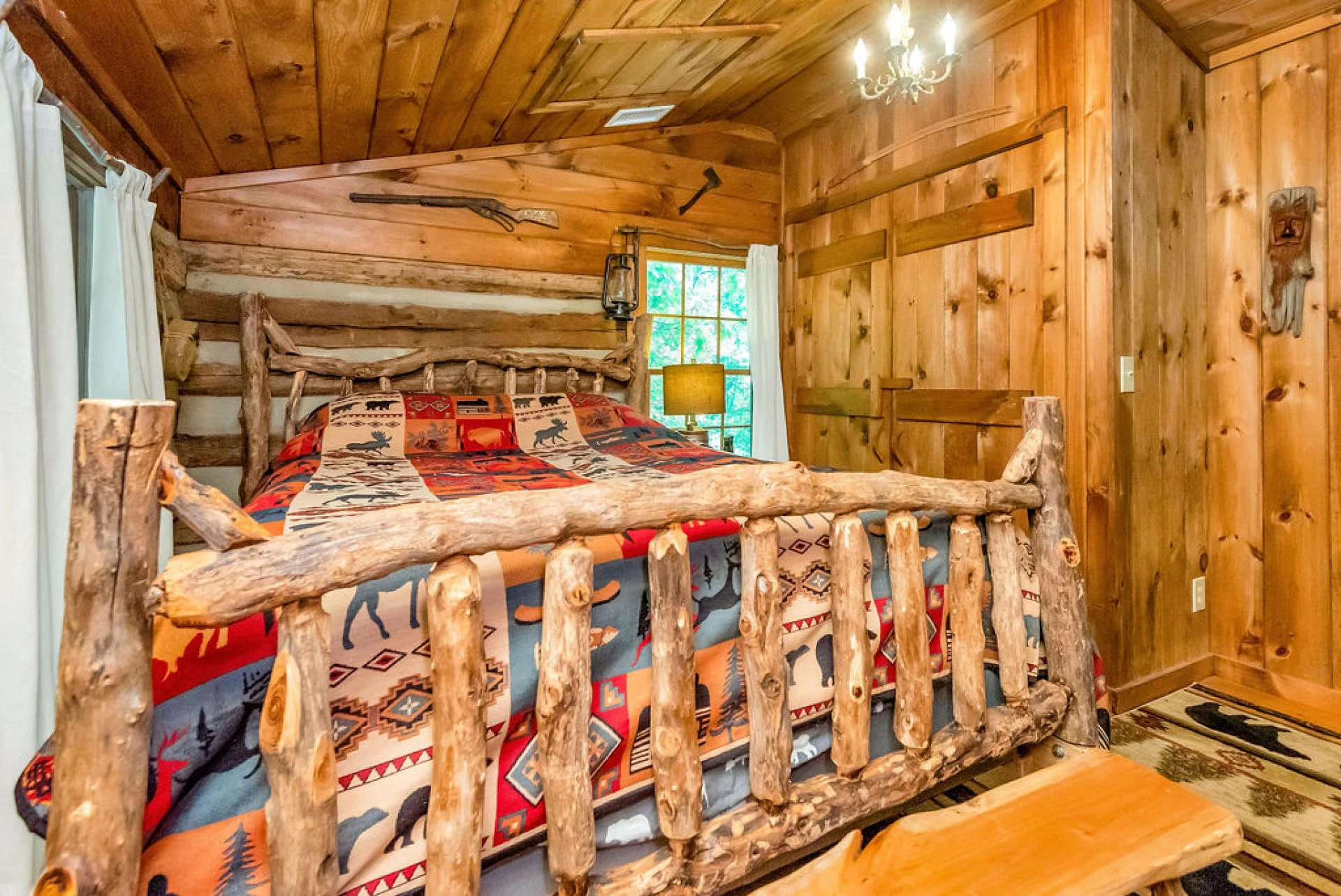 Image number 4 for the current listing