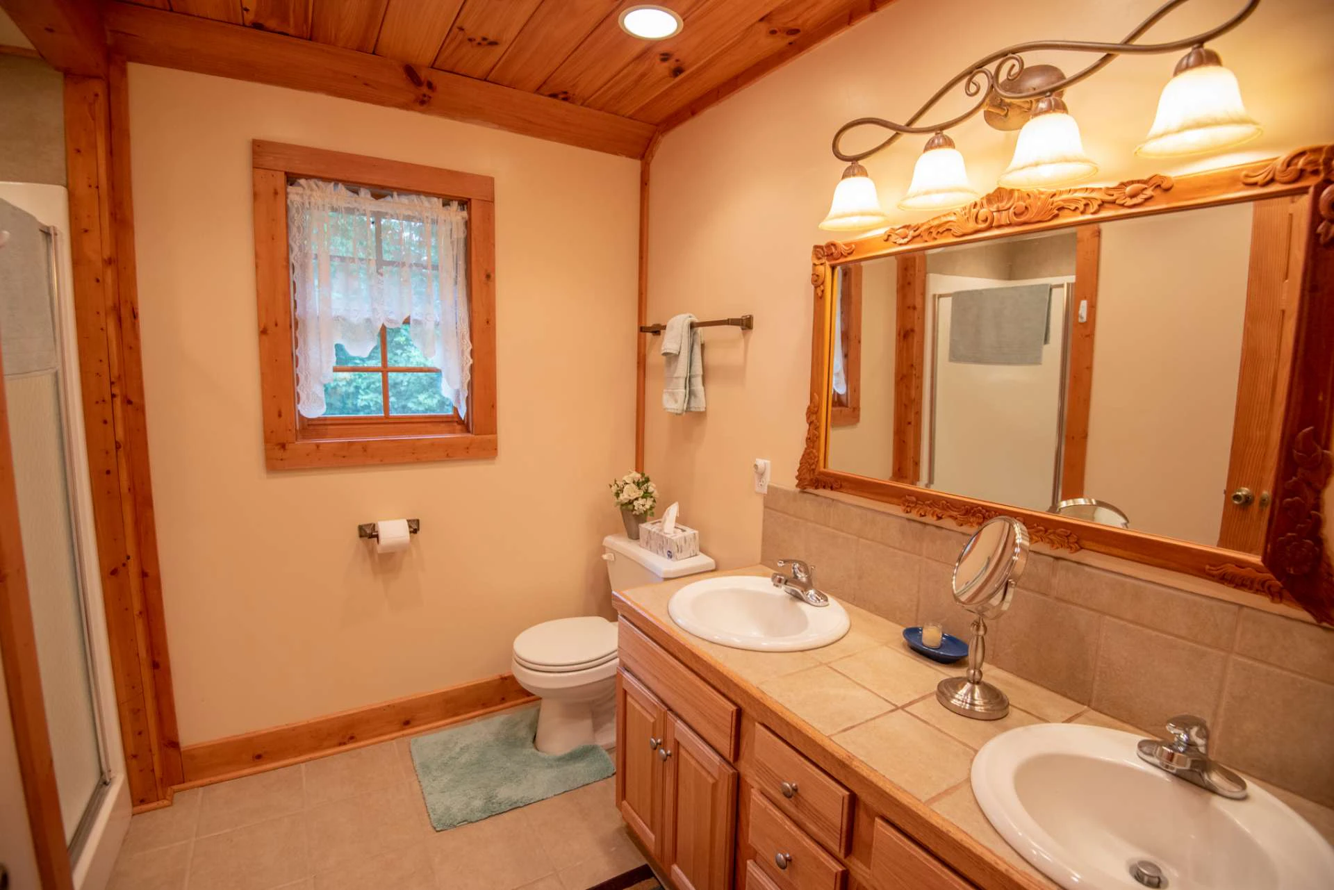 Image number 5 for the current listing