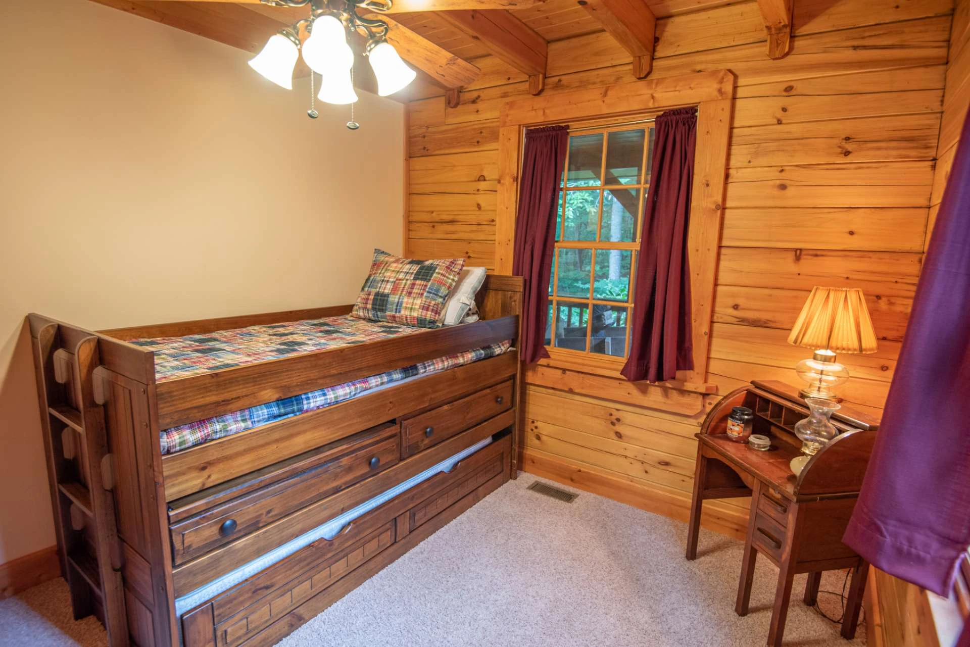 Image number 3 for the current listing