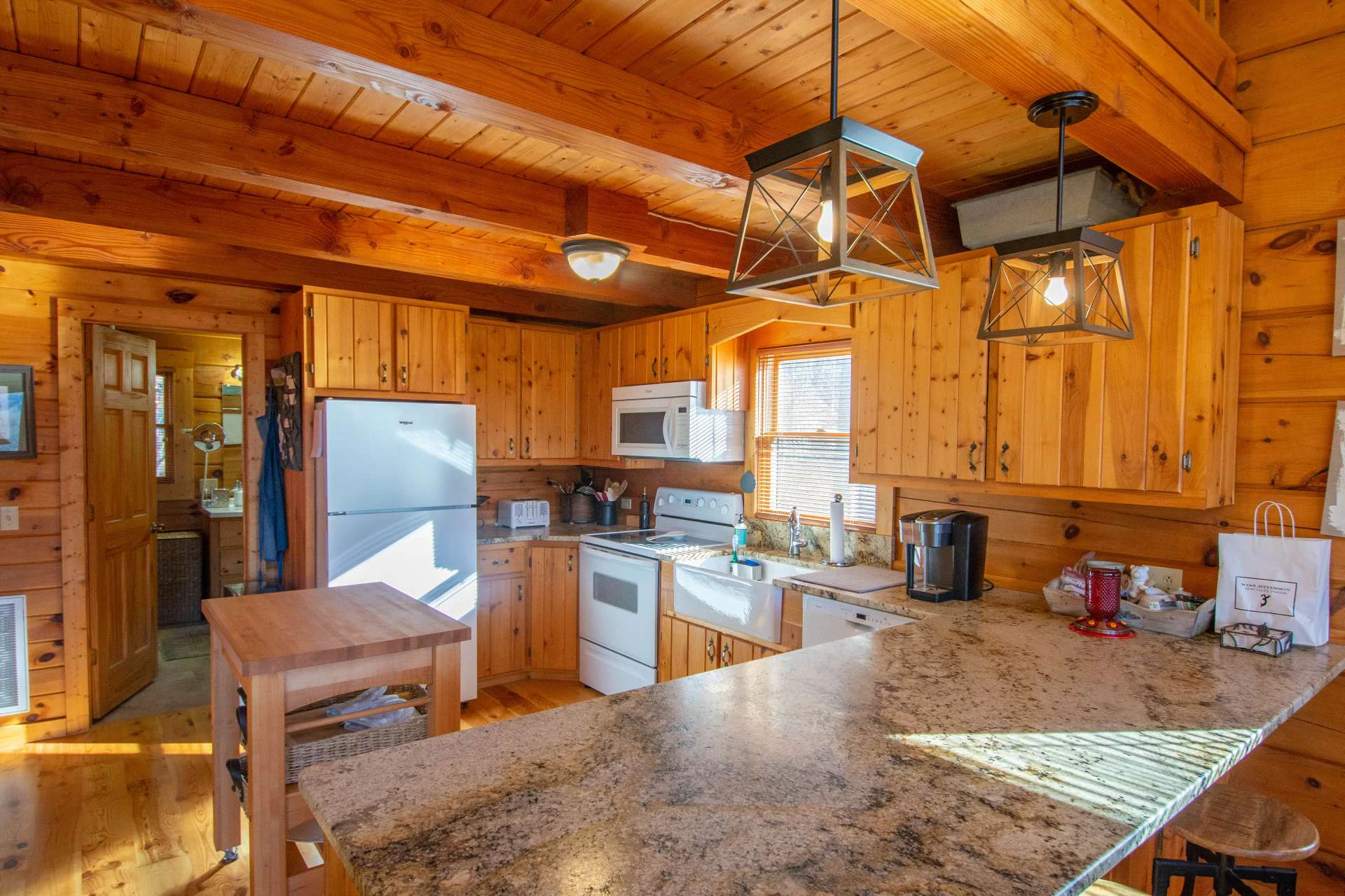 Image number 4 for the current listing