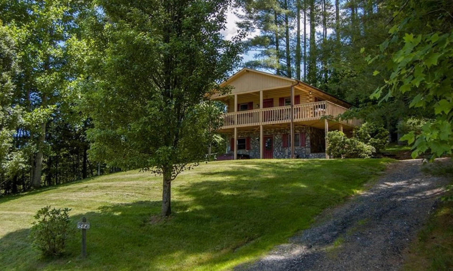 Image number 1 for the current listing