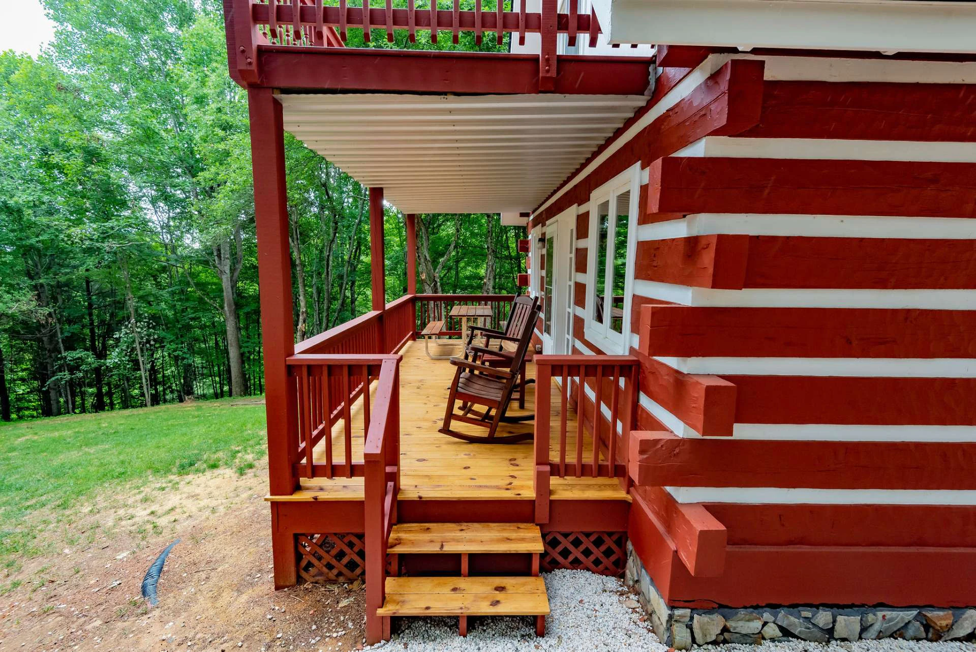 Image number 19 for the current listing