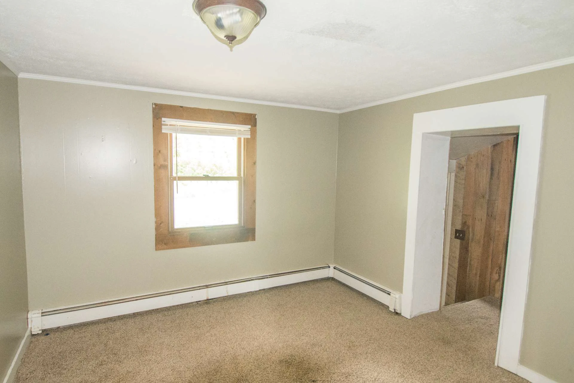 Image number 9 for the current listing