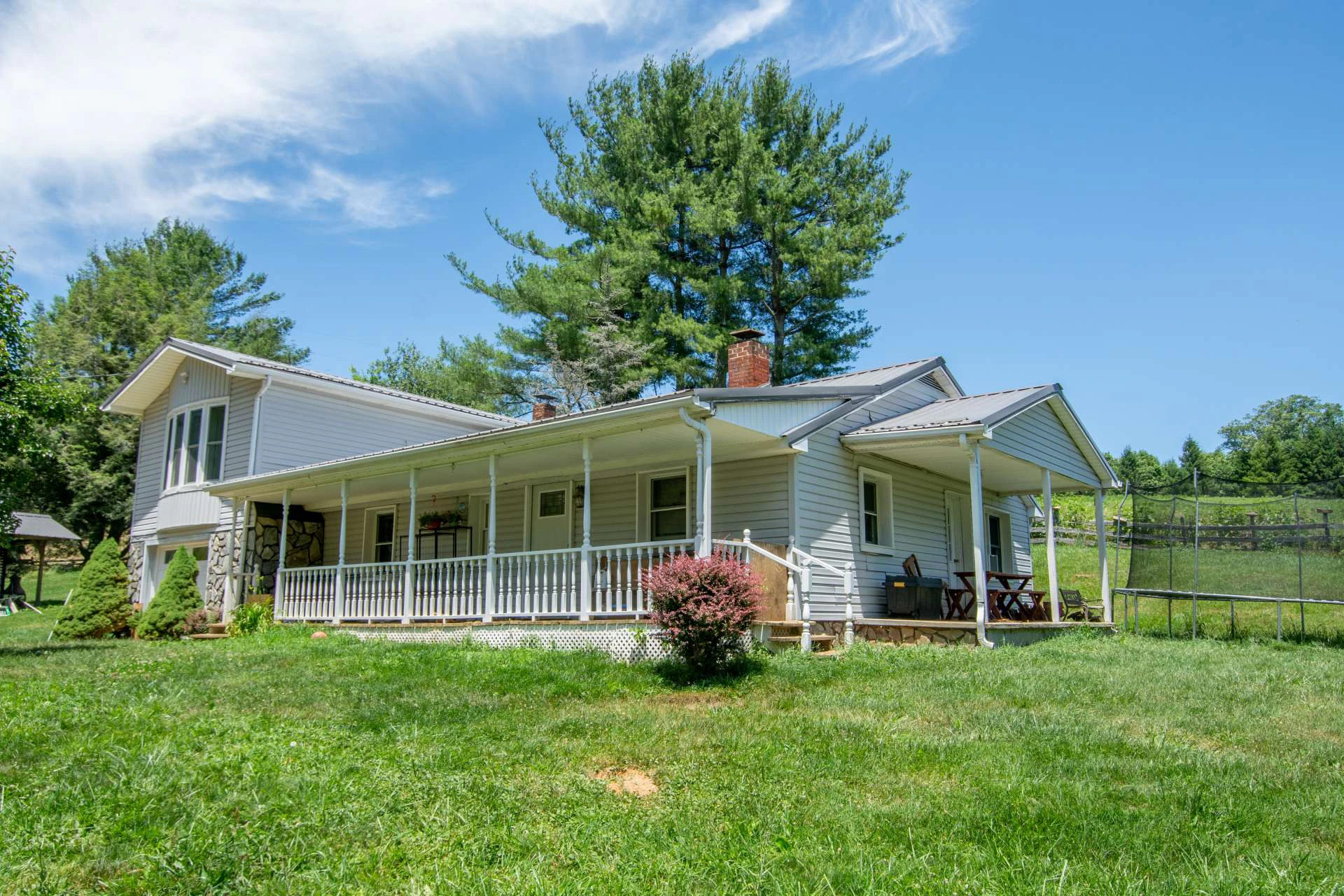 Image number 20 for the current listing