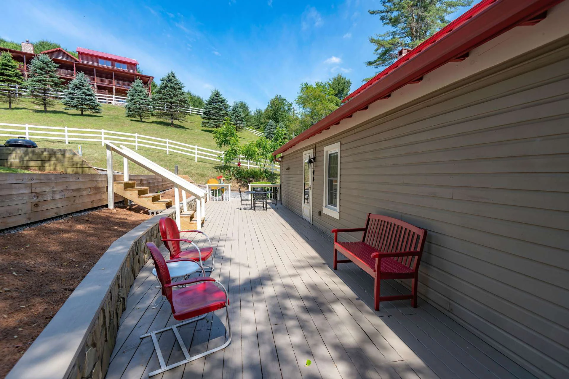 Image number 5 for the current listing