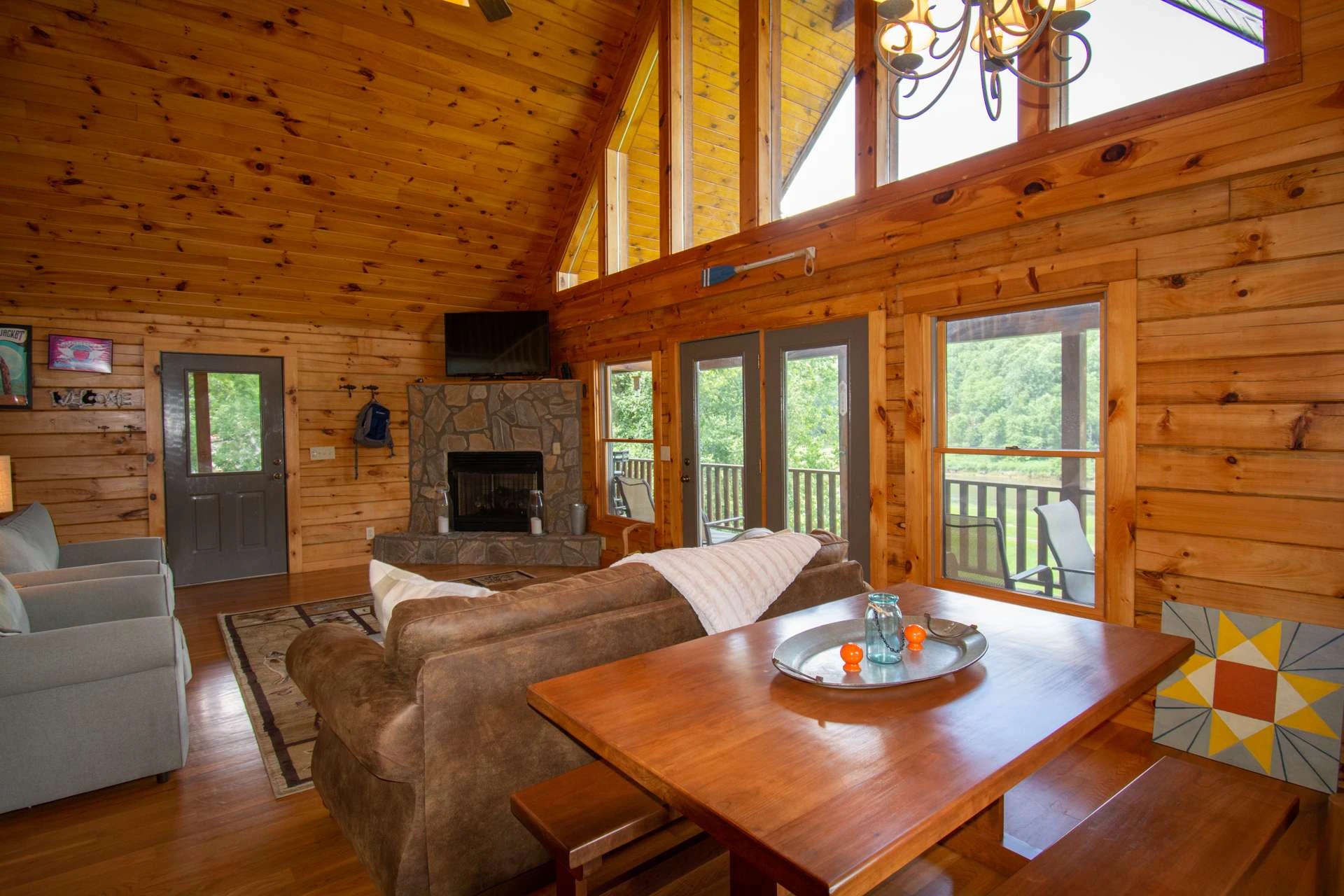 Image number 2 for the current listing