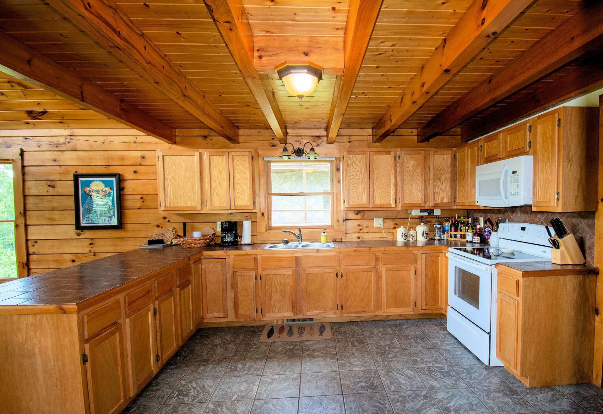 Image number 19 for the current listing