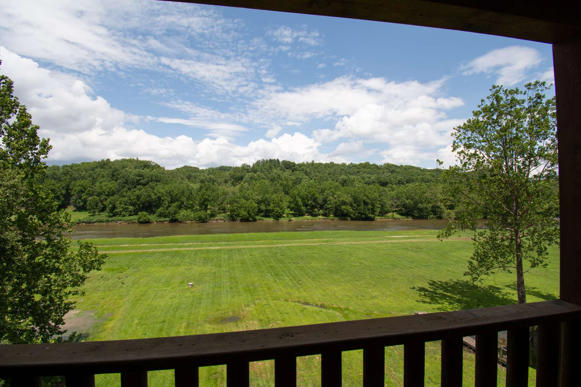 Image number 7 for the current listing