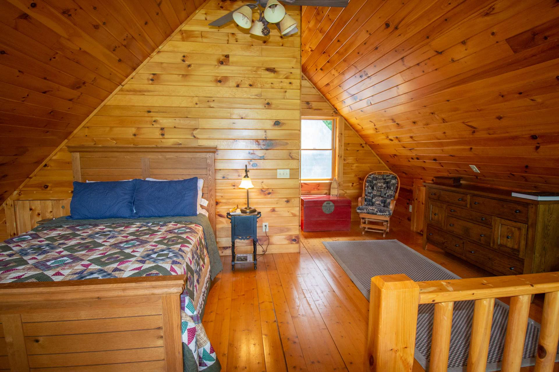 Image number 14 for the current listing