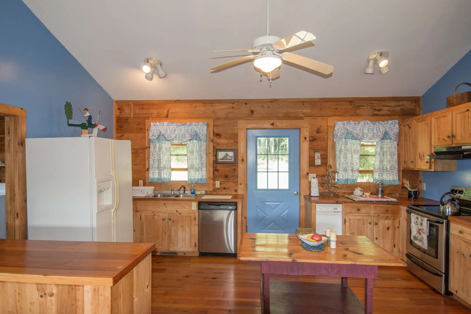 Image number 5 for the current listing