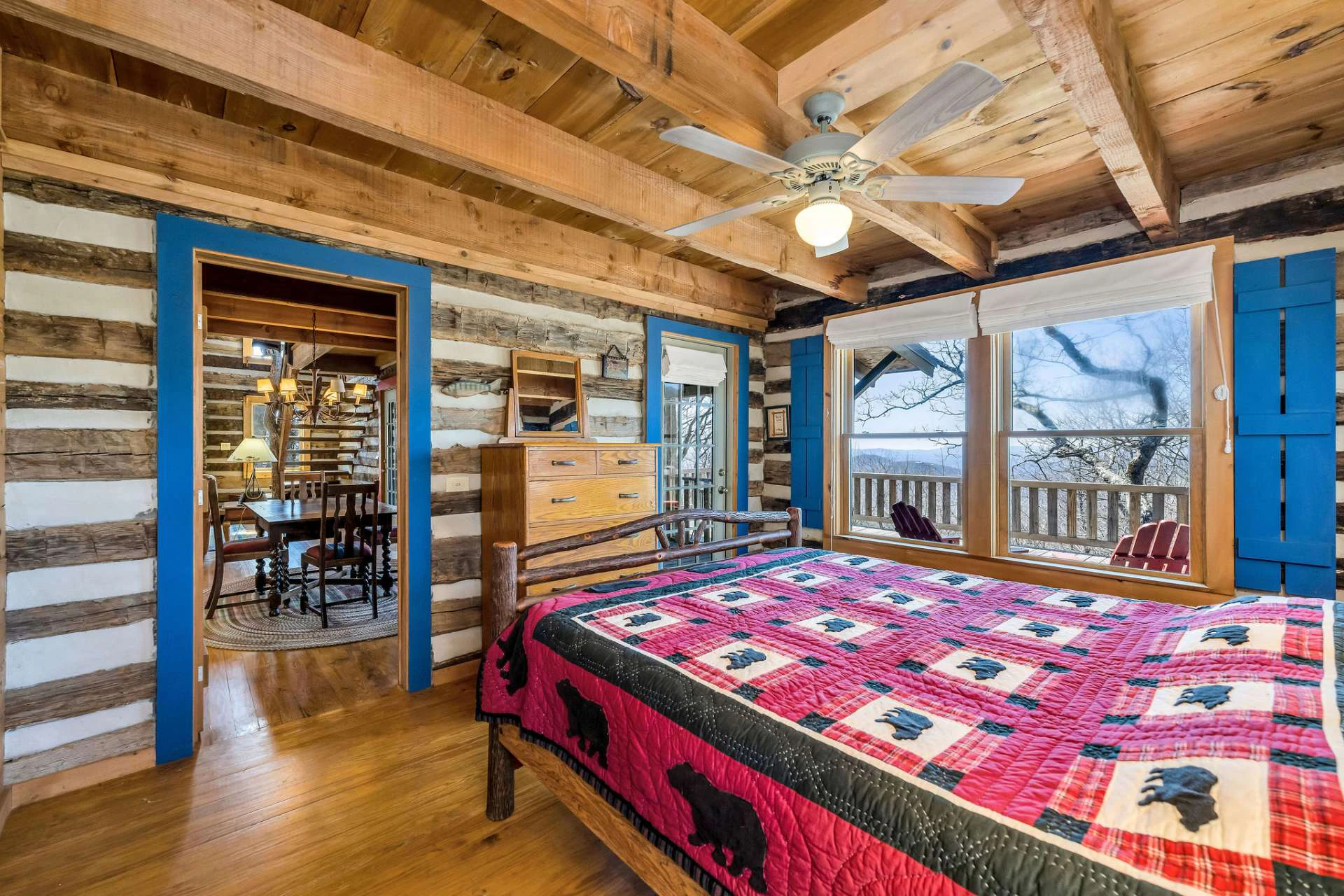 Image number 3 for the current listing