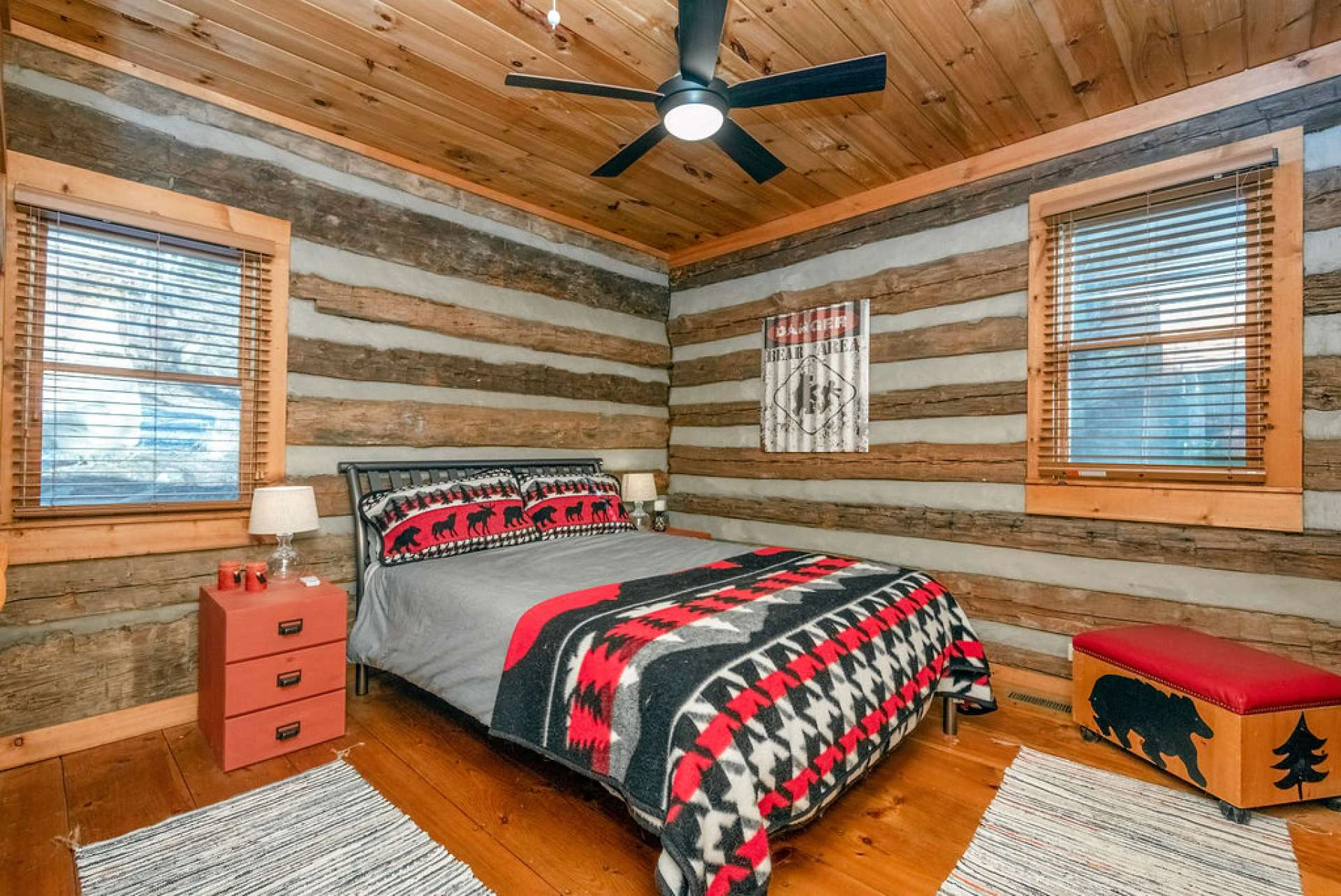 Image number 9 for the current listing